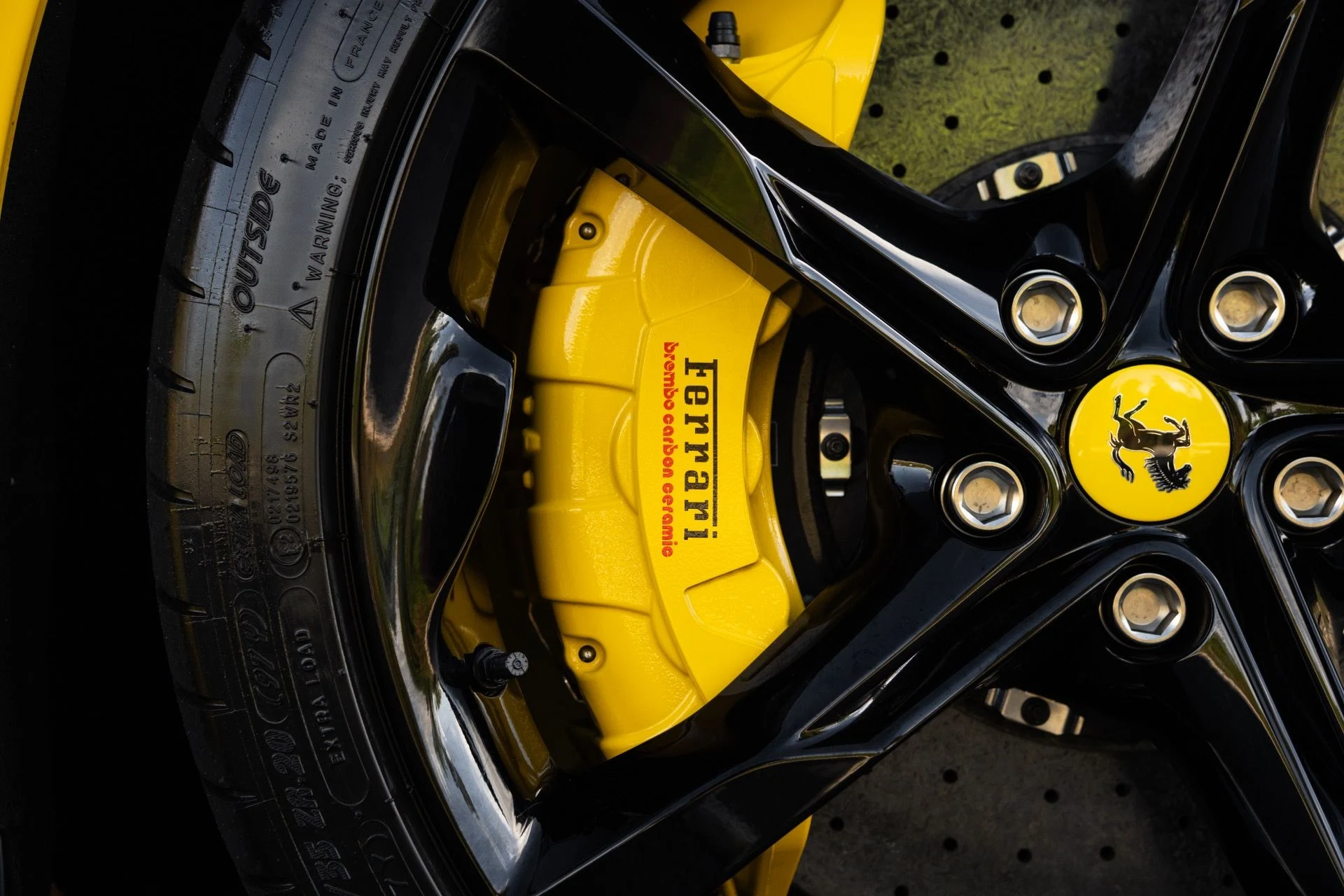 mph009_2400944548_Used_2025_Ferrari_SF_90_Spider_1772646640_4f770eb8d9