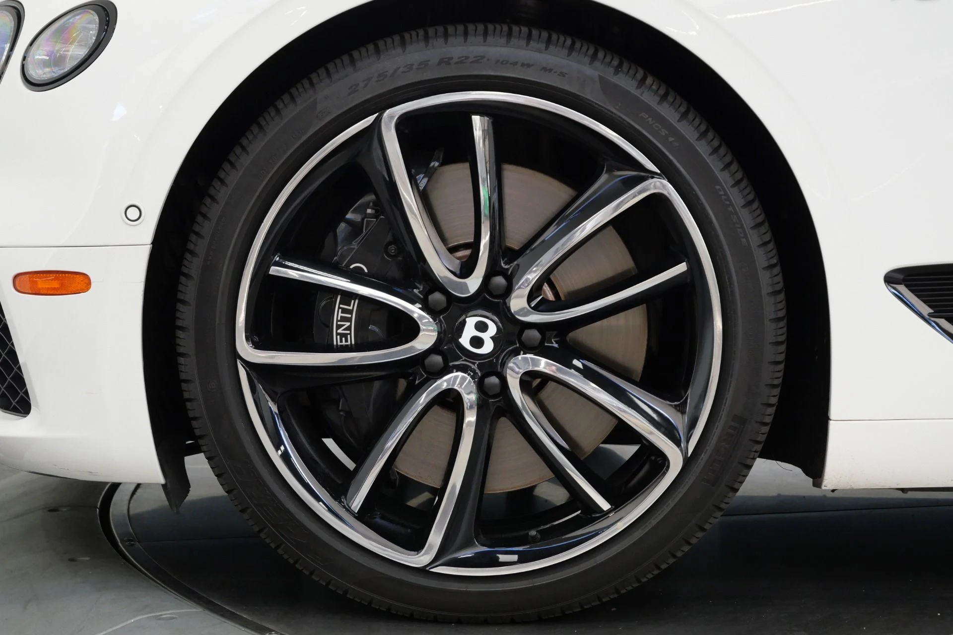 mph009_2402166756_Used_2022_Bentley_Continental_GTC_V8_Mulliner_Specification_Front_Seat_Comfort_Specification_1775574655_f81a0e9384