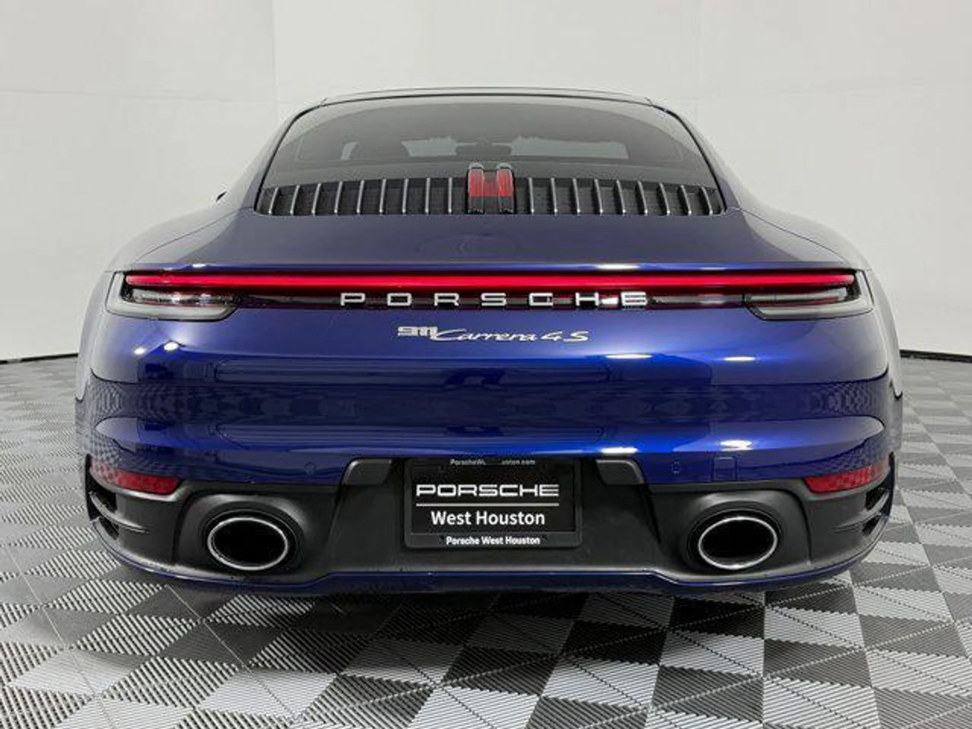 mph009_241171215_j_Ol_J_Fg_Ng_G_Xi5_PC_7_WM_1oe_Qdcw1_NY_68cced7dec