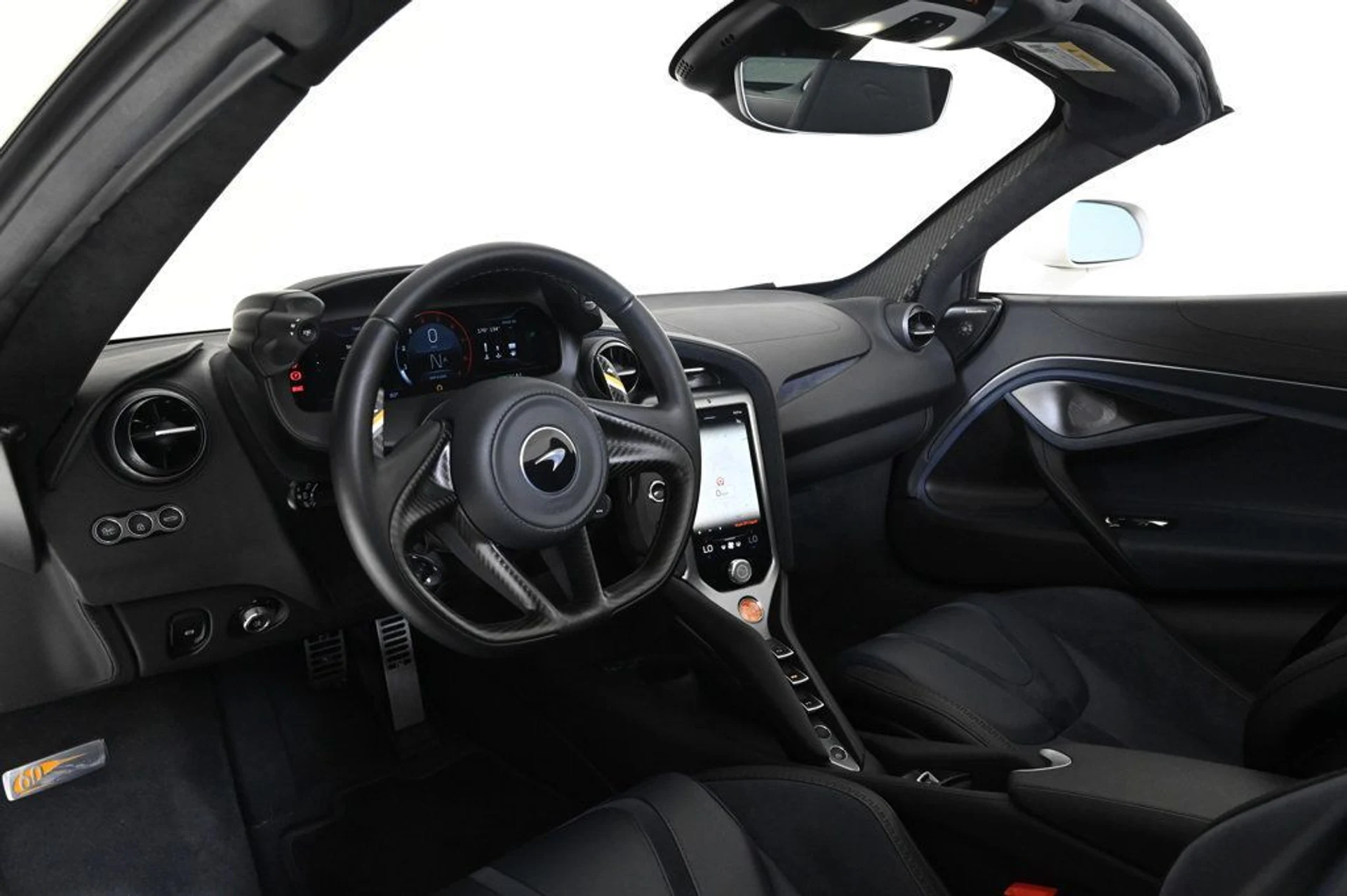 mph009_2414567438_used_2025_mclaren_750s_spider_11350_22950983_9_1024_2f87ed1541