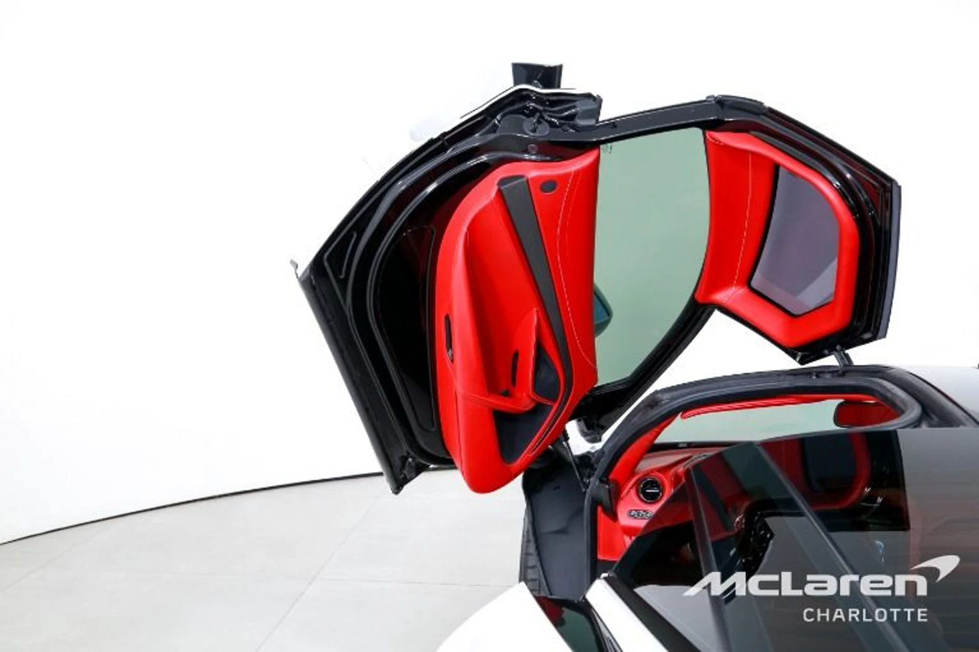 mph009_2417642124_Used_2019_Mc_Laren_720_S_21a7a3d574