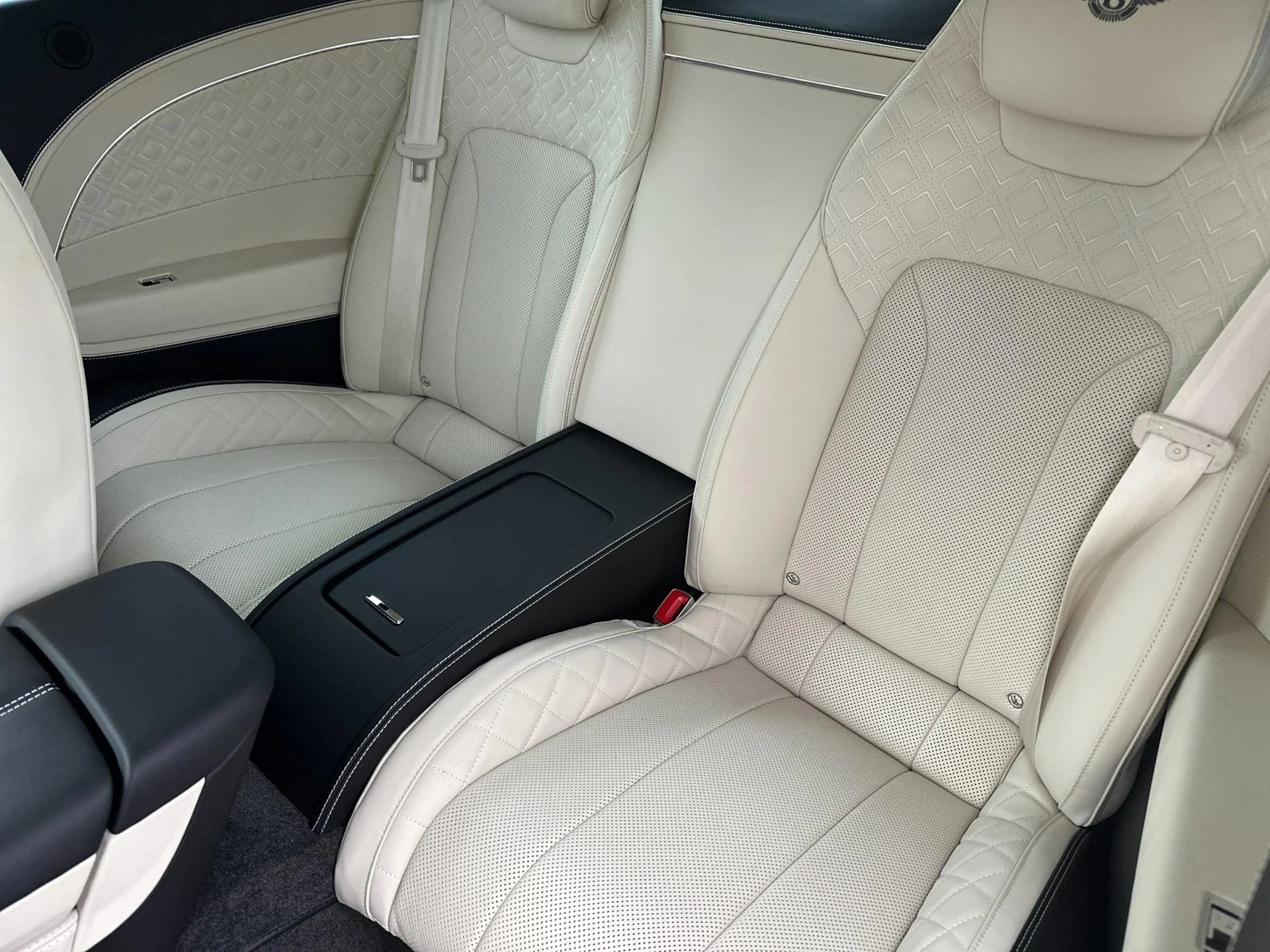 mph009_2423270501_Used_2023_Bentley_Continental_GT_V8_S_1766588998_4ca59b31d8