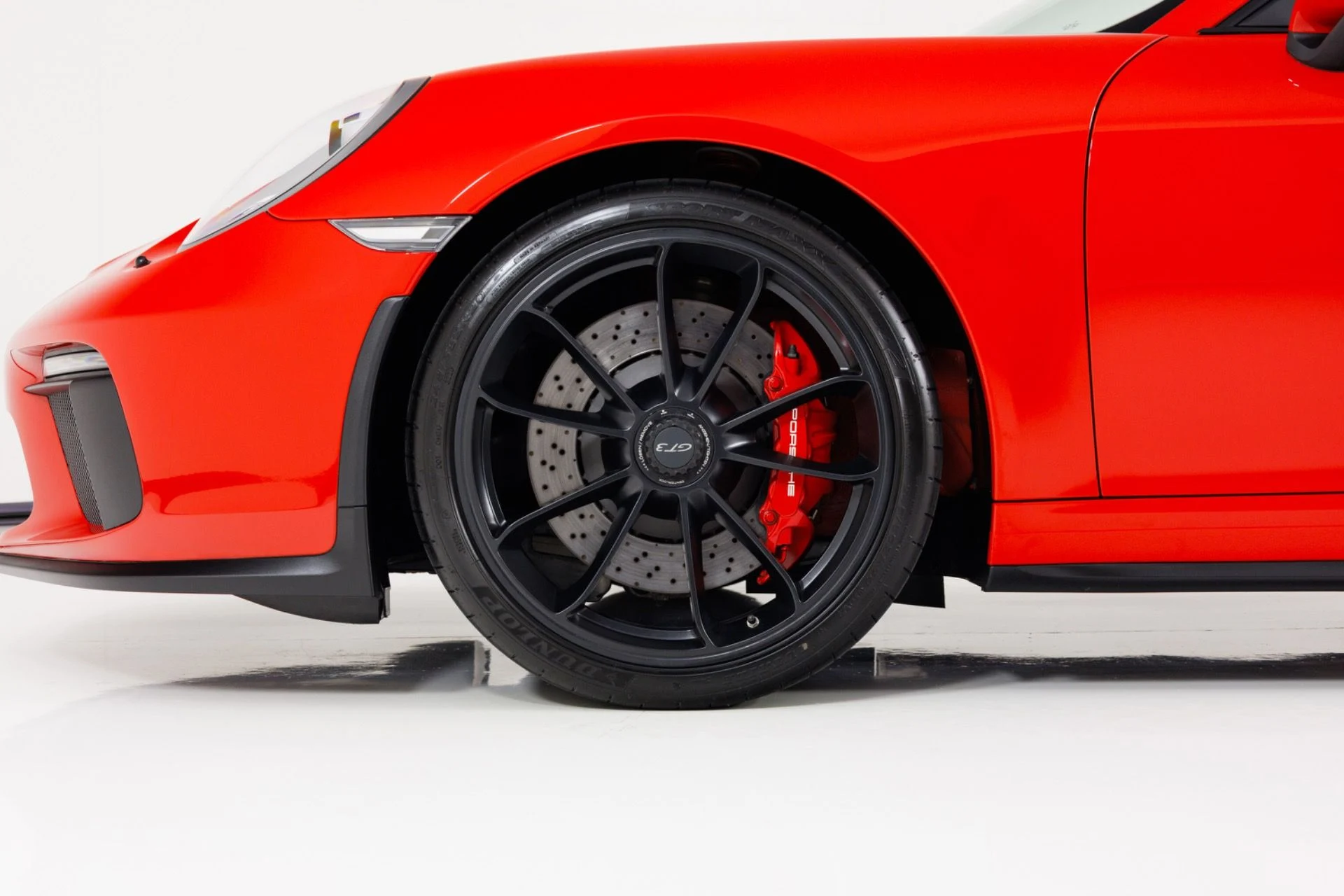 mph009_2424513593_Used_2018_Porsche_911_GT_3_1782237113_42188e3530