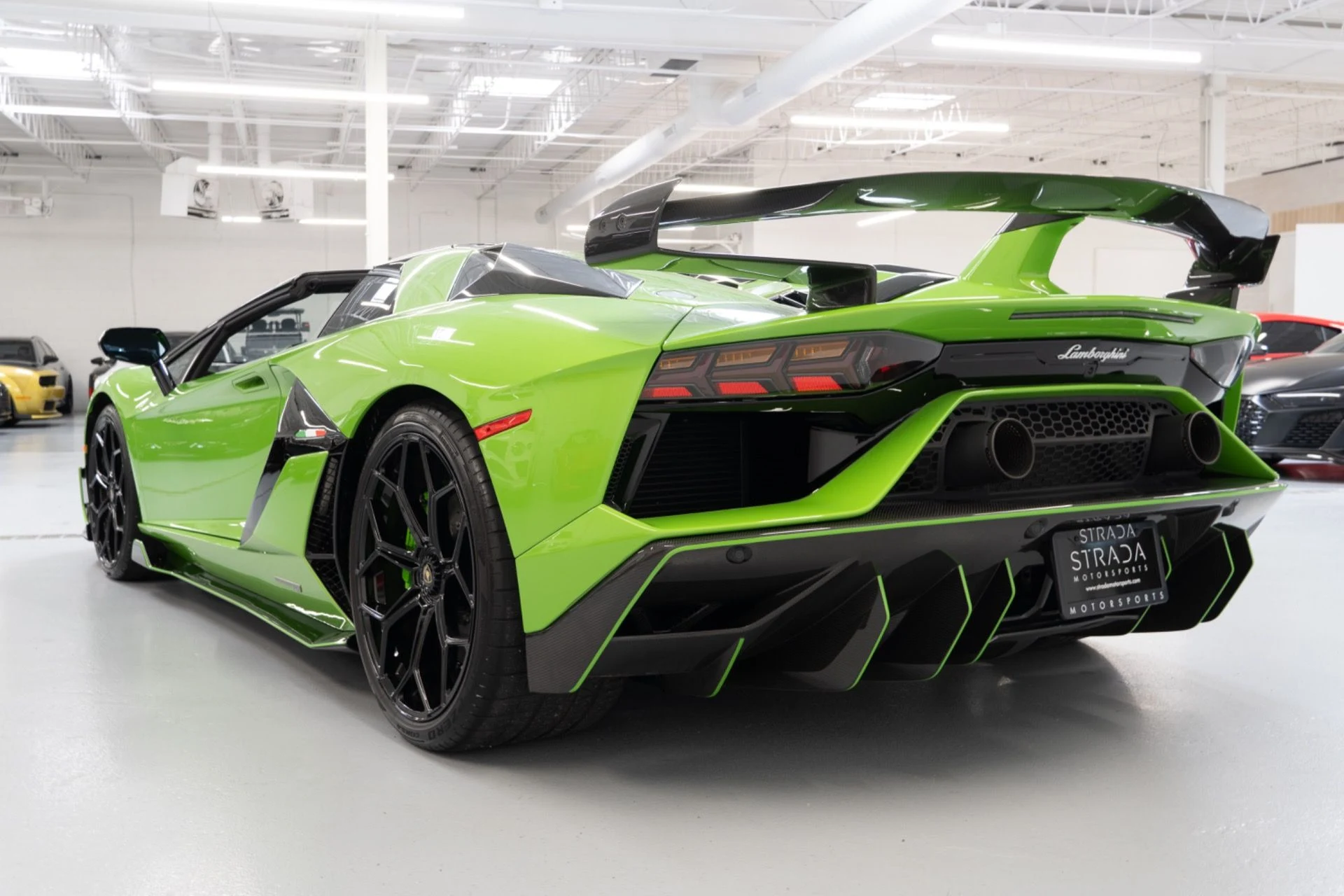 mph009_242709624_Used_2021_Lamborghini_Aventador_LP_770_4_SVJ_1753475135_e33ba8c78f