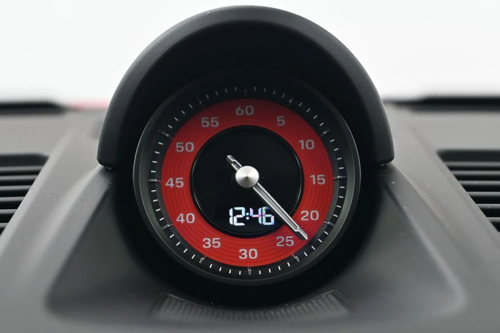 mph009_2429235321_56e56a5cc06144651f9984d90b8a13fex_19ad6631e7