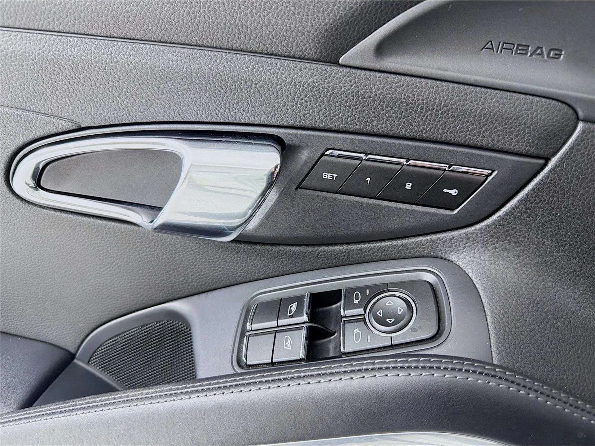 mph009_2434639399_da22f829e37c5e51fbc88b52818f8a0d_5a538ffb14