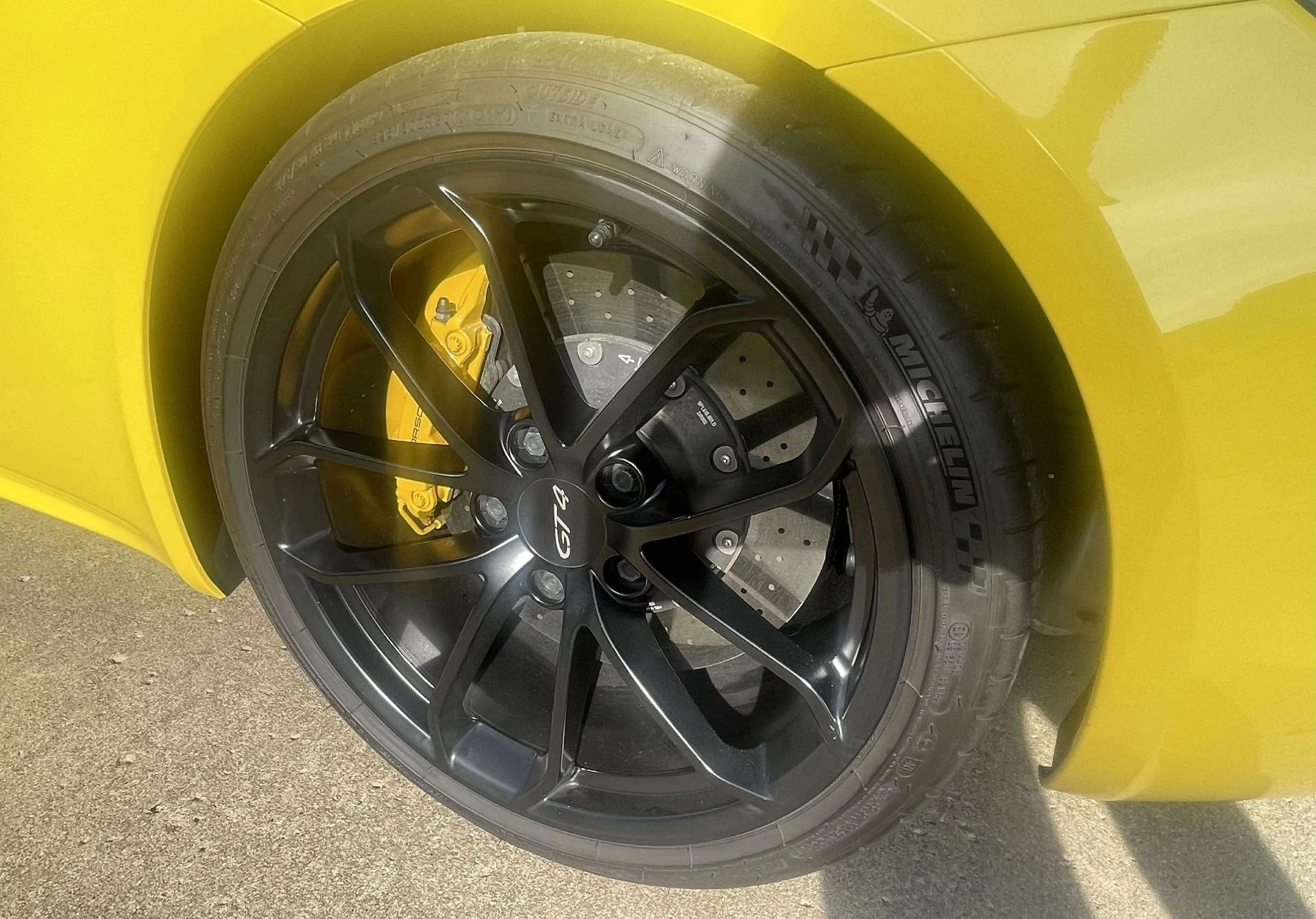 mph009_2439414905_Used_2020_Porsche_718_Cayman_GT_4_1753310362_312895551a