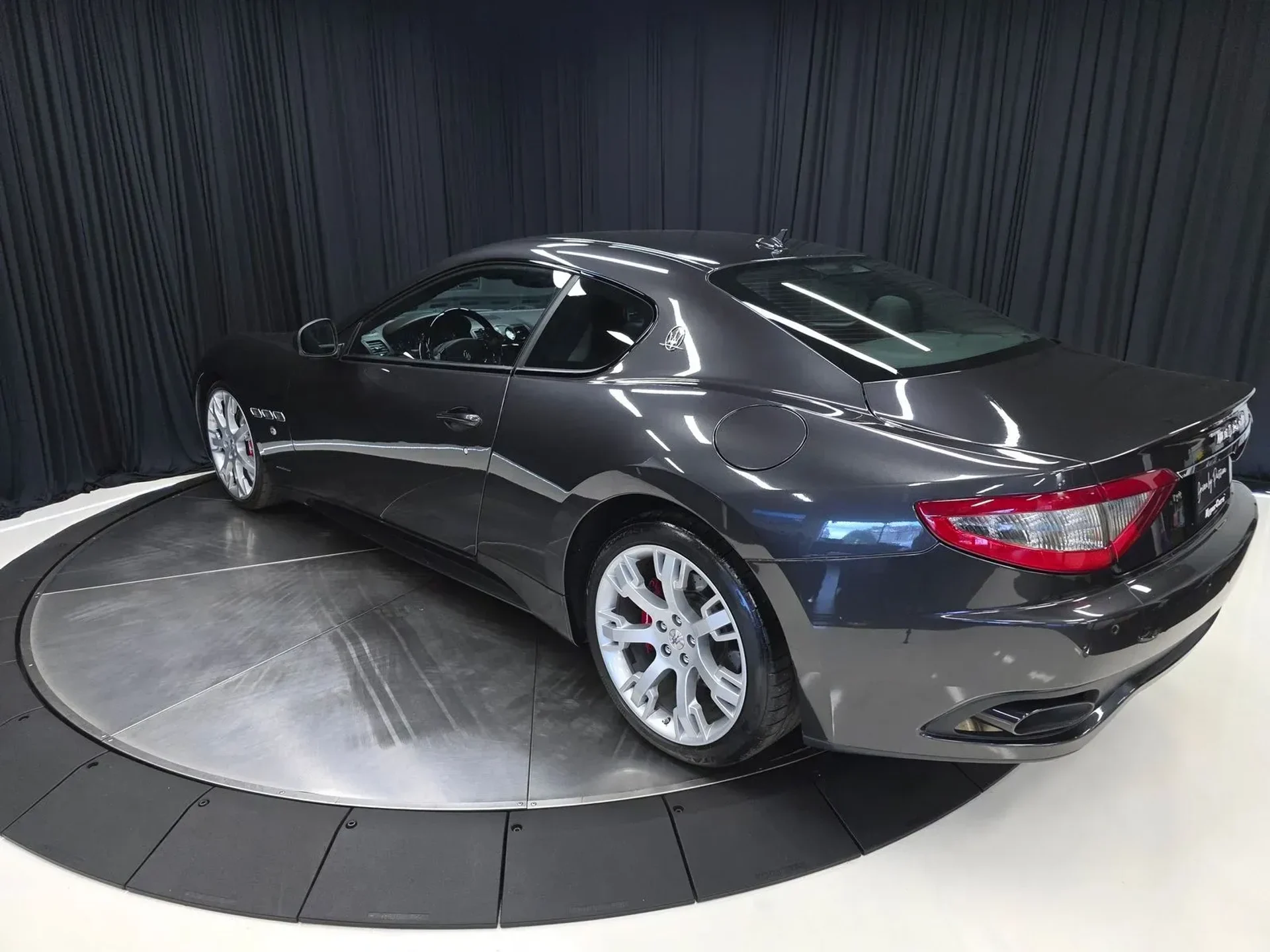 mph009_2444005922_9ef13167_1576_4982_9cd7_233db28469c6_c14b5d2e4f