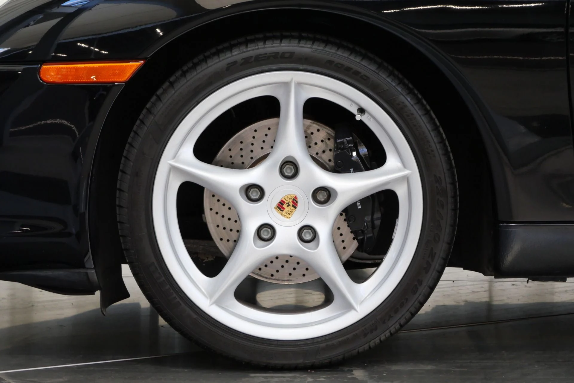 mph009_2448912309_Used_2003_Porsche_911_Carrera_1758033613_27855cd5ac