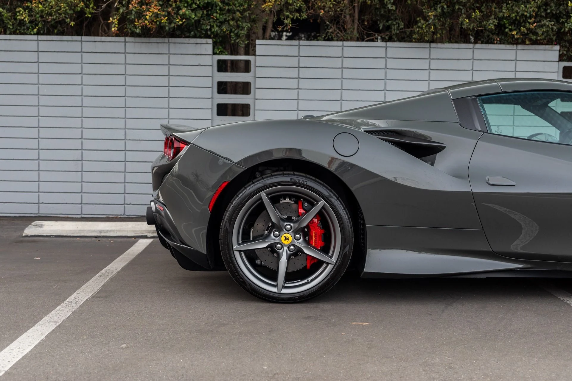 mph009_2455004483_Used_2021_Ferrari_F8_Spider_1734052231_9aacd258b1