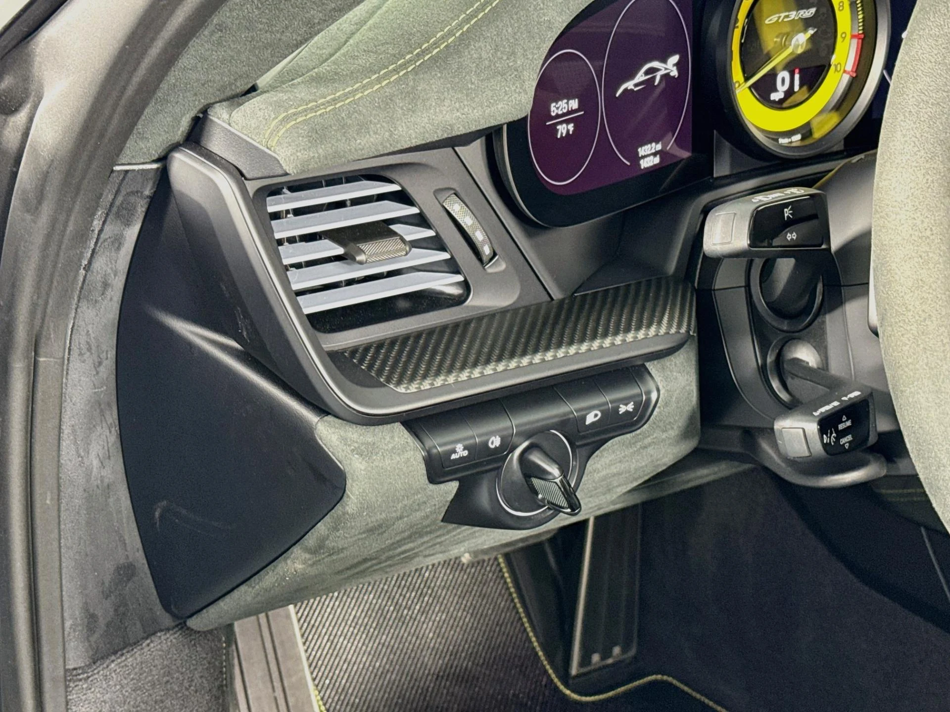 mph009_246489217_Used_2024_Porsche_911_GT_3_RS_1788561360_820d93197f
