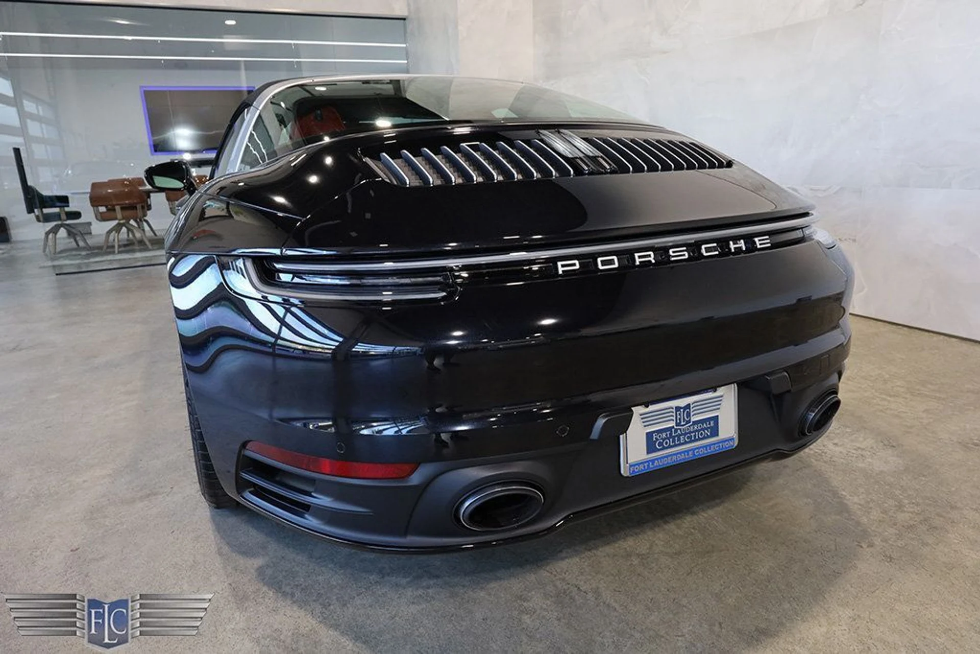 mph009_2476659858_used_2024_porsche_911_targa4s_9689_22903076_10_1024_6a15479df0