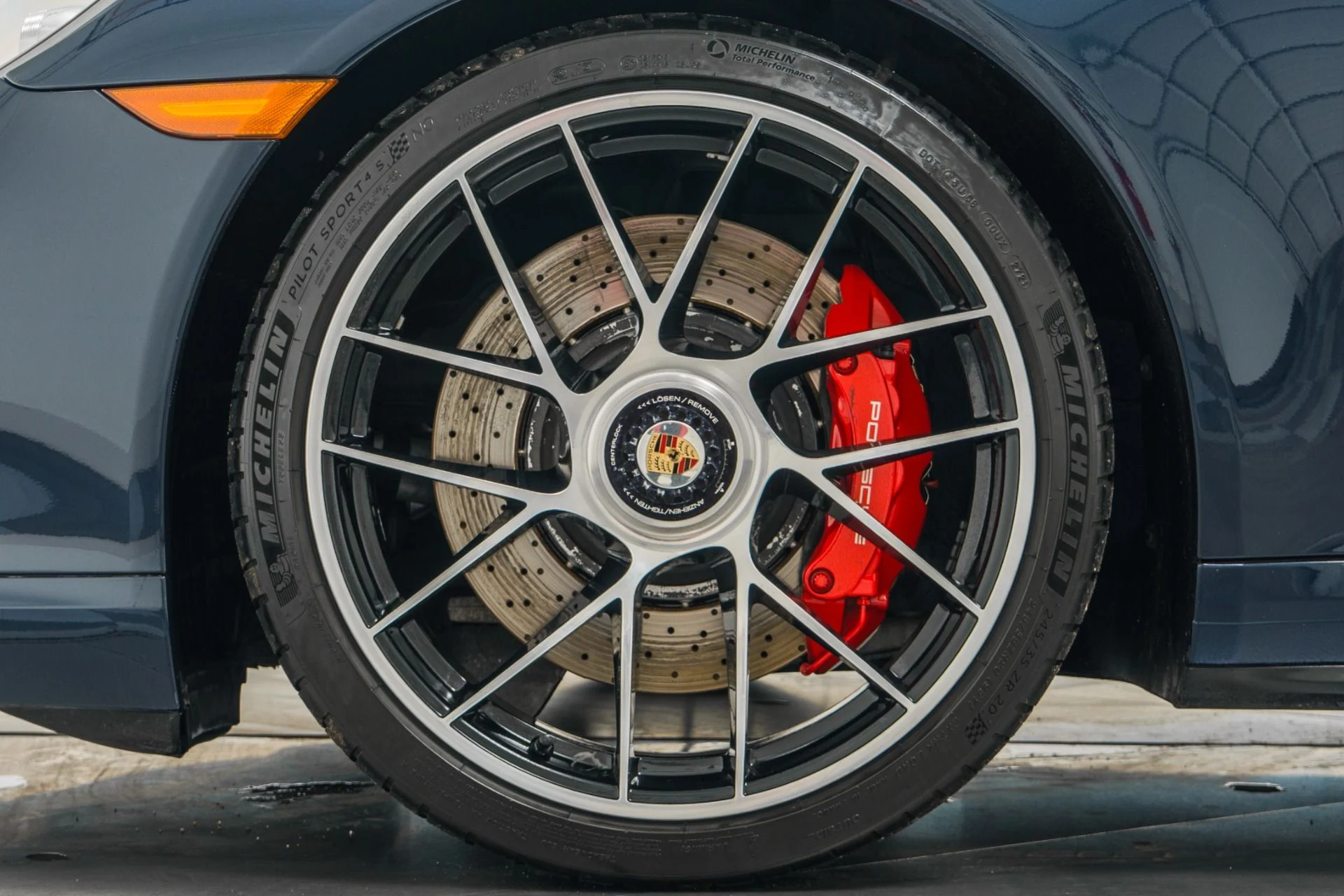 mph009_2478924172_Used_2019_Porsche_911_Turbo_Centerlock_Wheels_Sunroof_Carbon_Interior_Trim_1771016276_cda5e413be