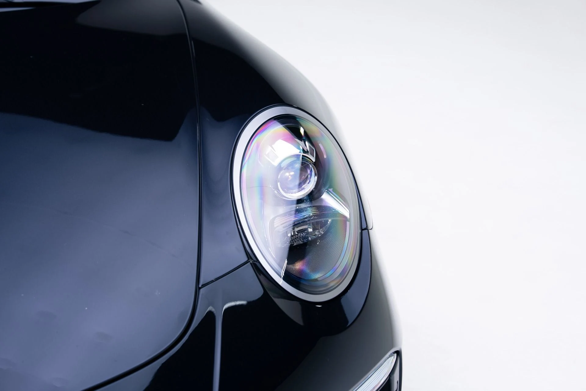 mph009_2482187440_Used_2018_Porsche_911_Targa_4_S_1767827932_aed658300d