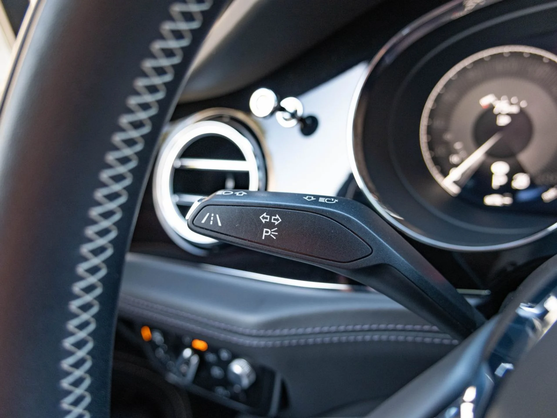 mph009_2485512142_c27003d48ccd23cd597469903563b539x_3d8471592f