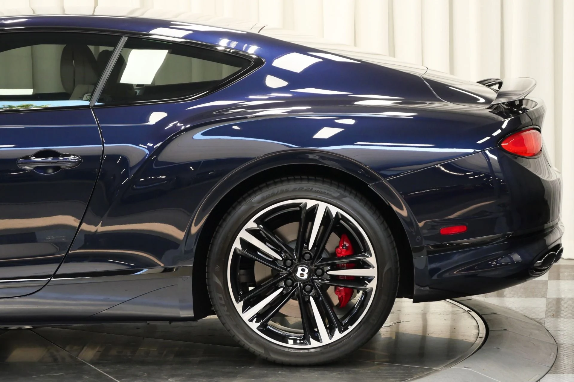 mph009_2488891113_Used_2022_Bentley_Continental_GT_V8_1755108138_74f602f8b2