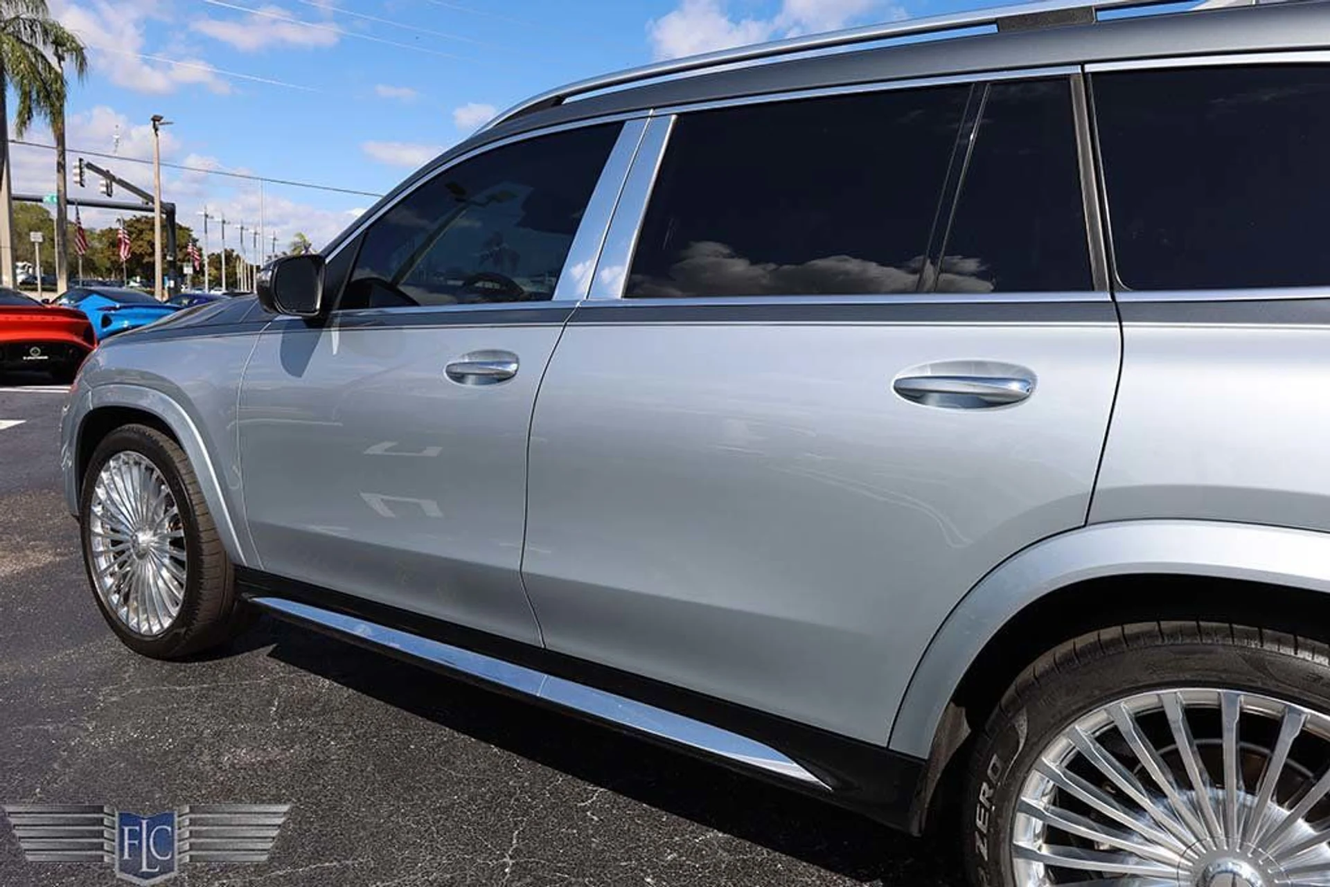 mph009_2491941400_used_2023_mercedes_benz_gls_maybachgls6004maticsuv_6305_22983773_10_1024_70a8a2d8bb