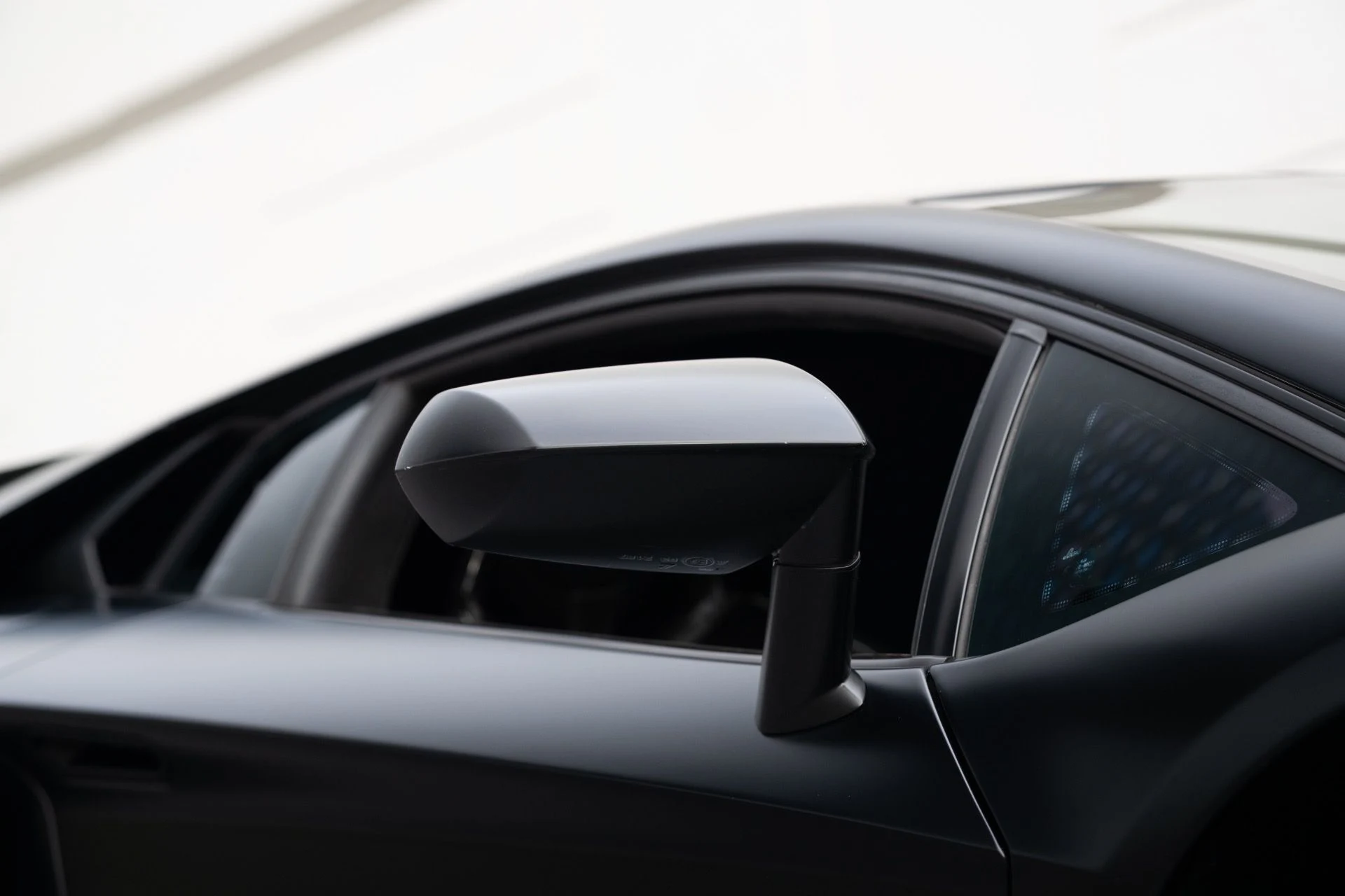 mph009_2496212608_Used_2016_Lamborghini_Aventador_LP_750_4_SV_1768280004_7bbca9ad8d