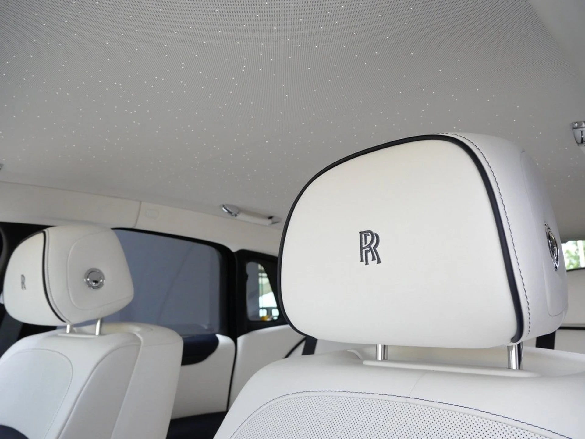 mph009_2503450054_fee5b49cb35f1d7c0a8796eba51ae3e1x_e795c97123