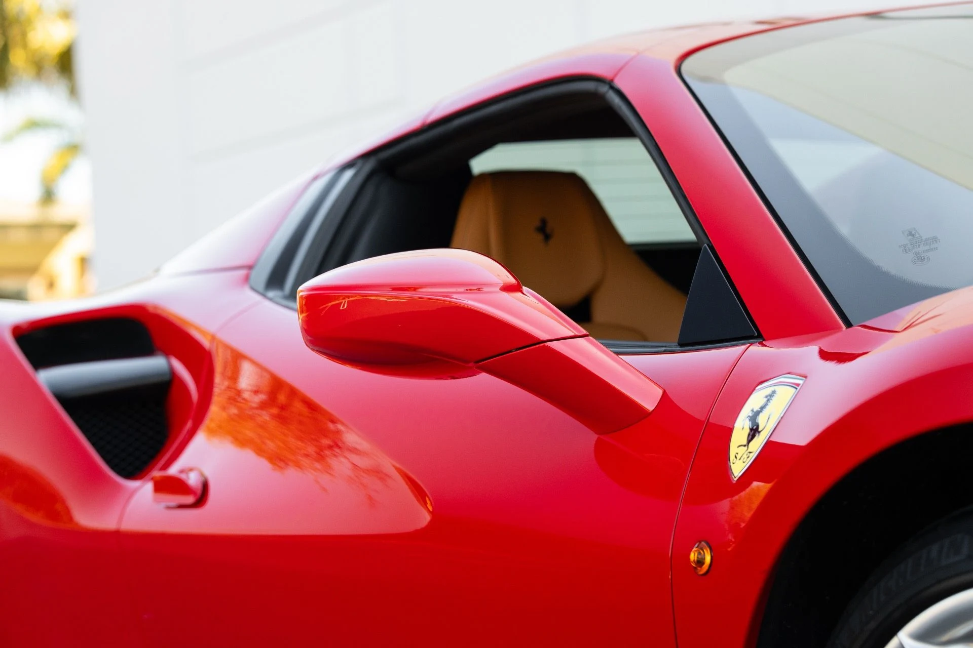 mph009_2507773440_Used_2017_Ferrari_488_Spider_1771886978_0e489c97e0