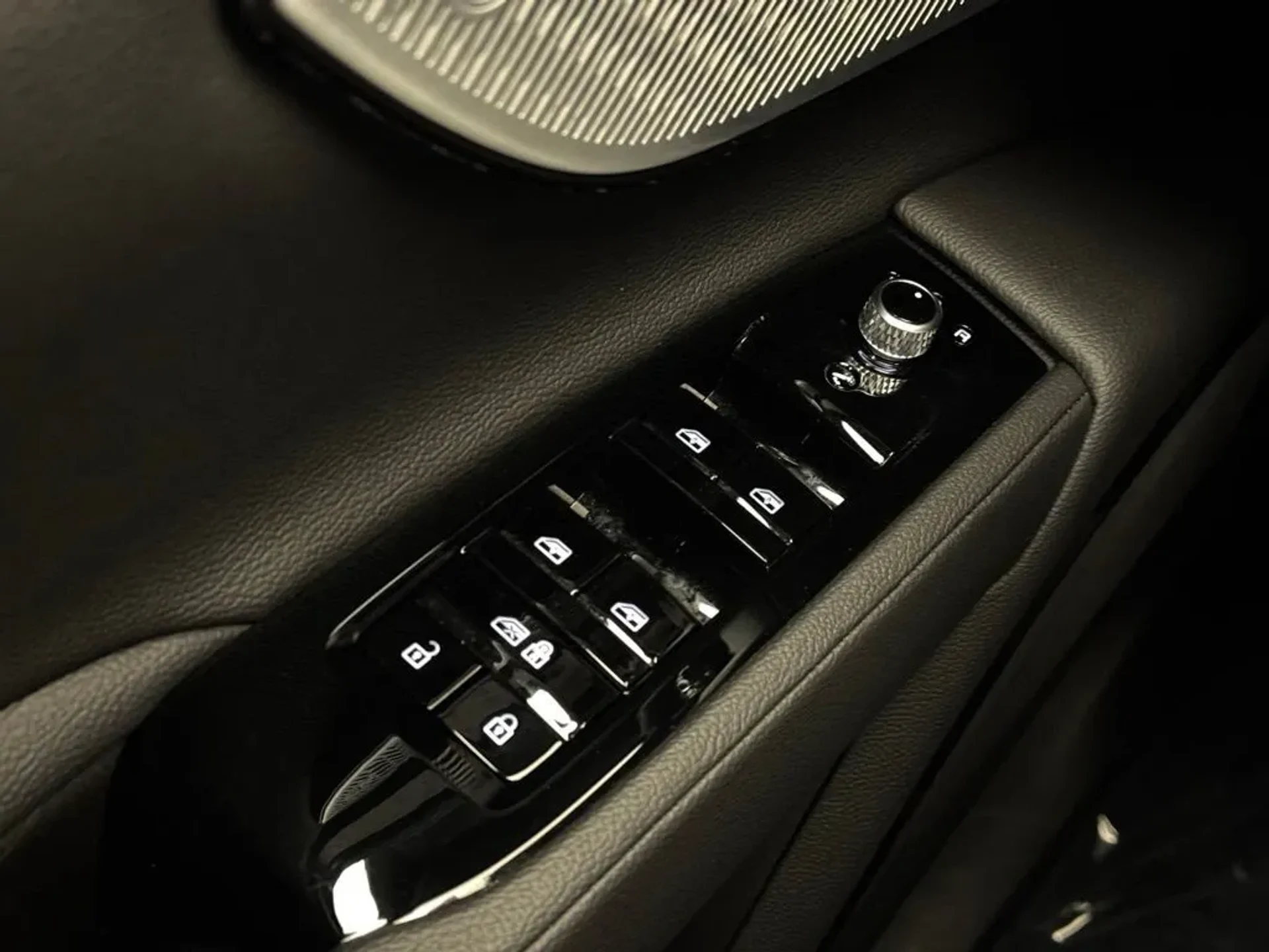 mph009_2521489021_2j30od880638h4gahs9e9v6lxnkw_ebef751846