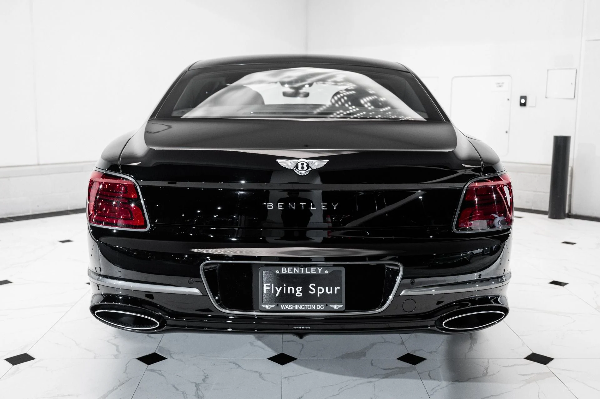 mph009_2528174828_Used_2024_Bentley_Flying_Spur_Speed_1741190012_606d41582f