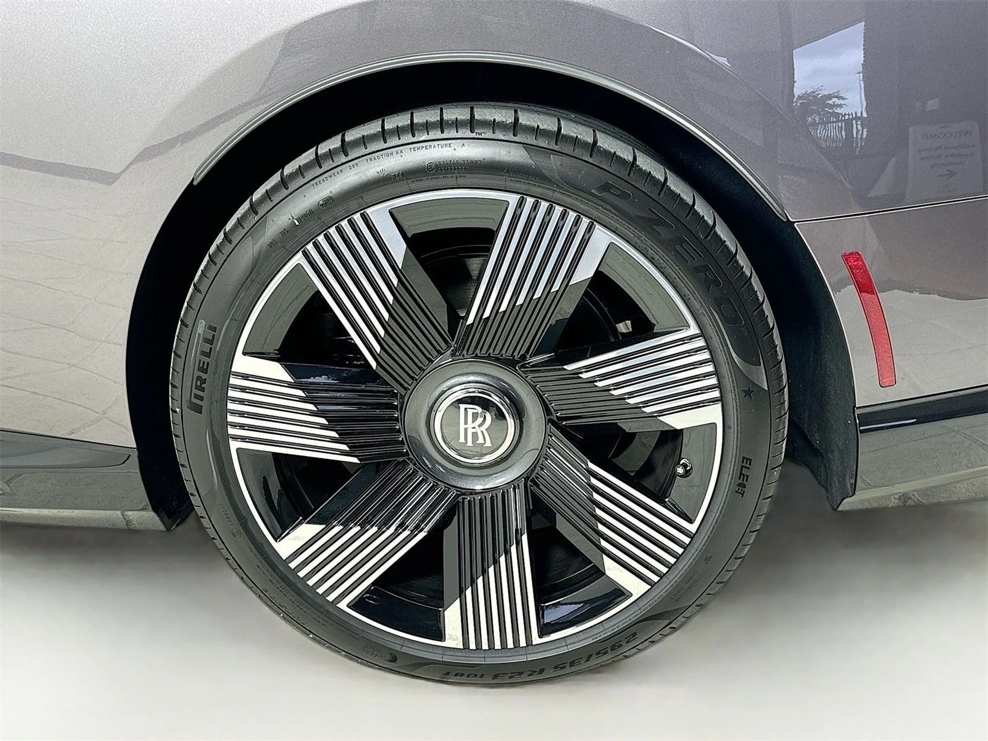 mph009_2533244300_f0fc9af32284e0a0f11fdd273d07363ax_ef4d783fec