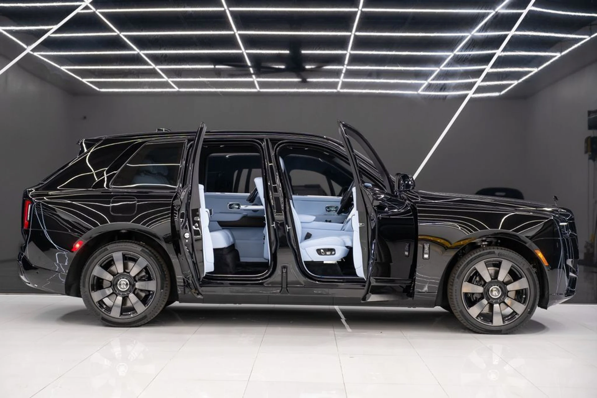 mph009_2544814316_98242c102f56b8199862a824b35a06ca_b4a1a76d10