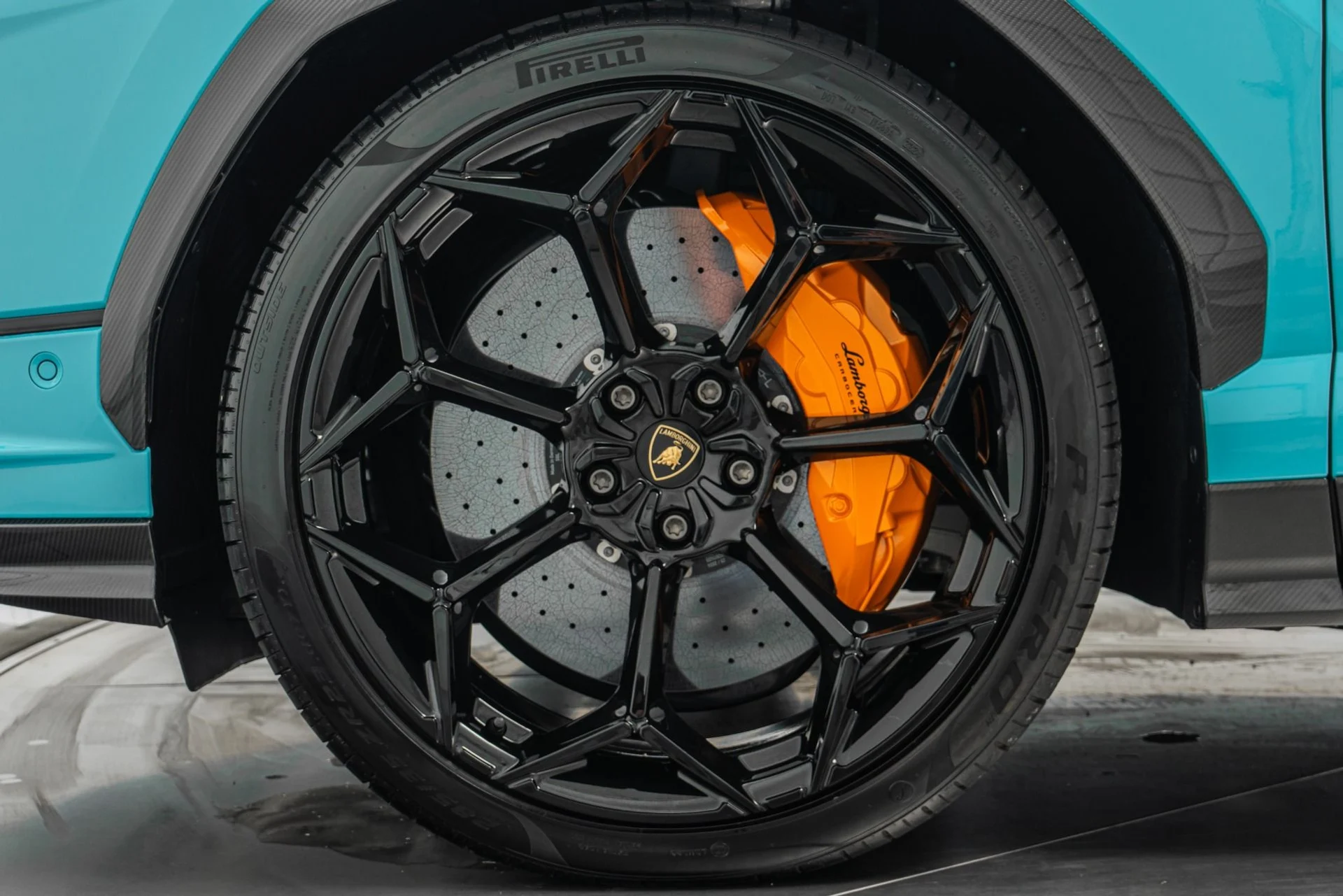 mph009_2545901389_Used_2024_Lamborghini_Urus_Performante_Ad_Pesonam_Color_Very_Low_Miles_1780696041_a674c9f277