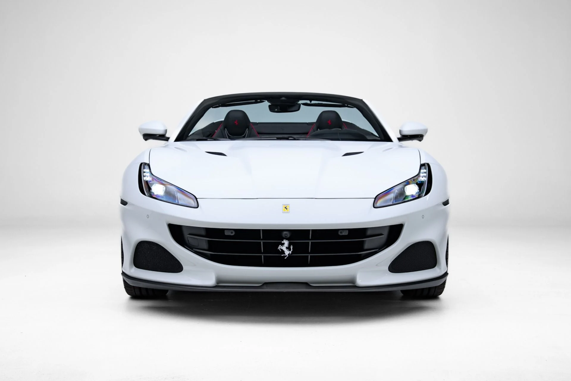 mph009_2550691167_Used_2022_Ferrari_Portofino_M_1773357506_bde8b3f7dd