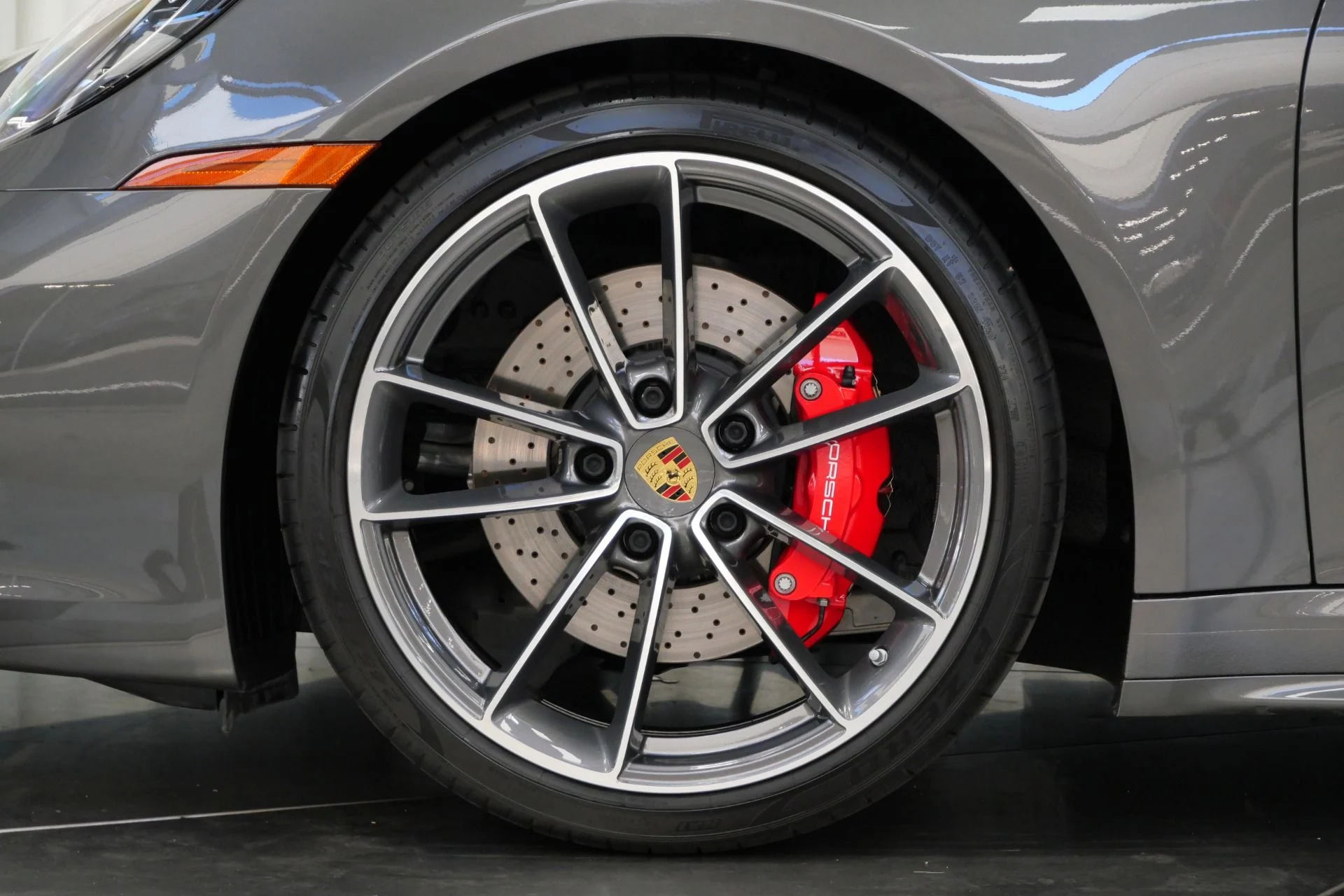 mph009_2551345536_Used_2021_Porsche_911_Carrera_S_Cabriolet_1757522439_052647eef7