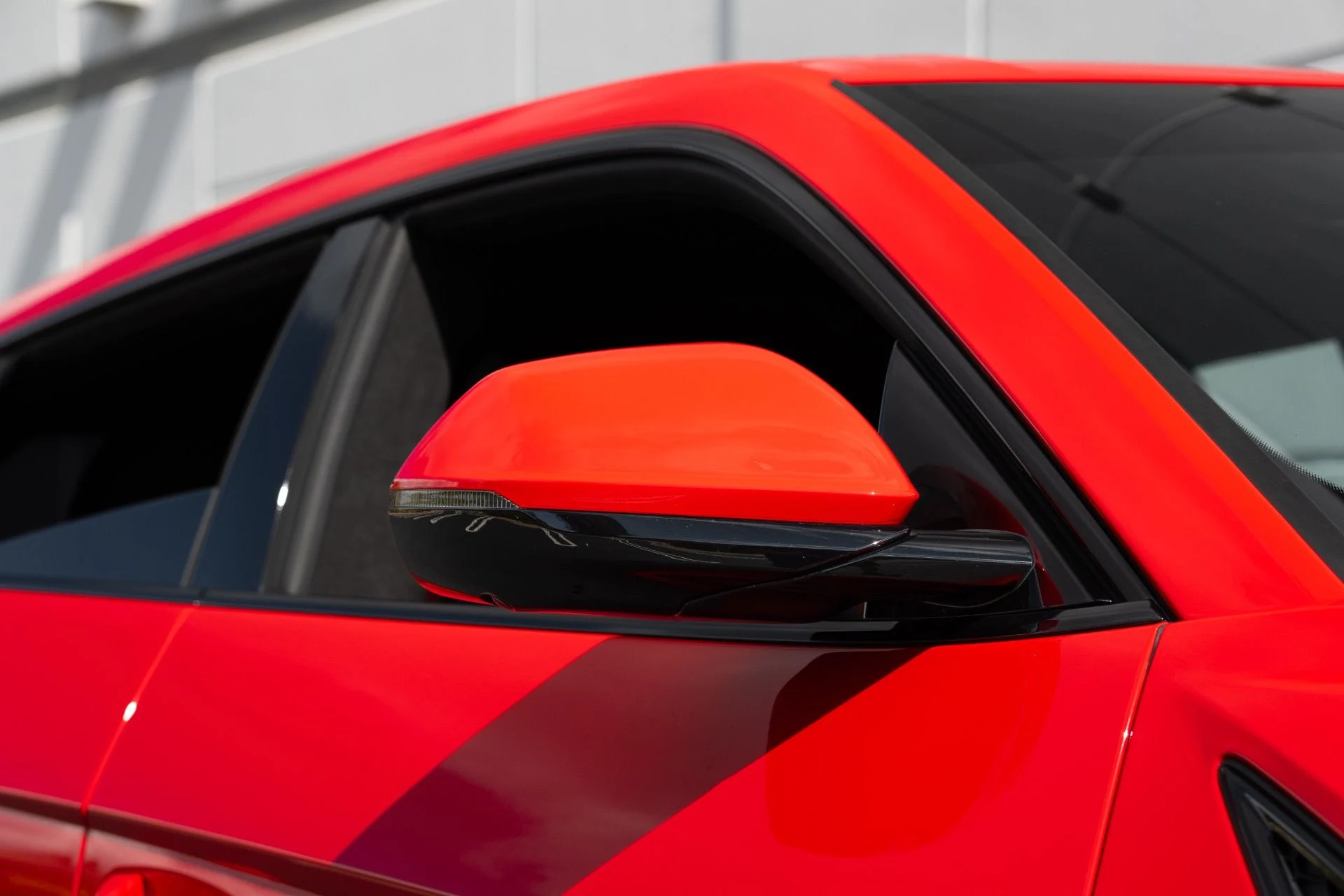 mph009_2552425658_Used_2023_Lamborghini_Urus_S_1771018679_b57e4a49c0