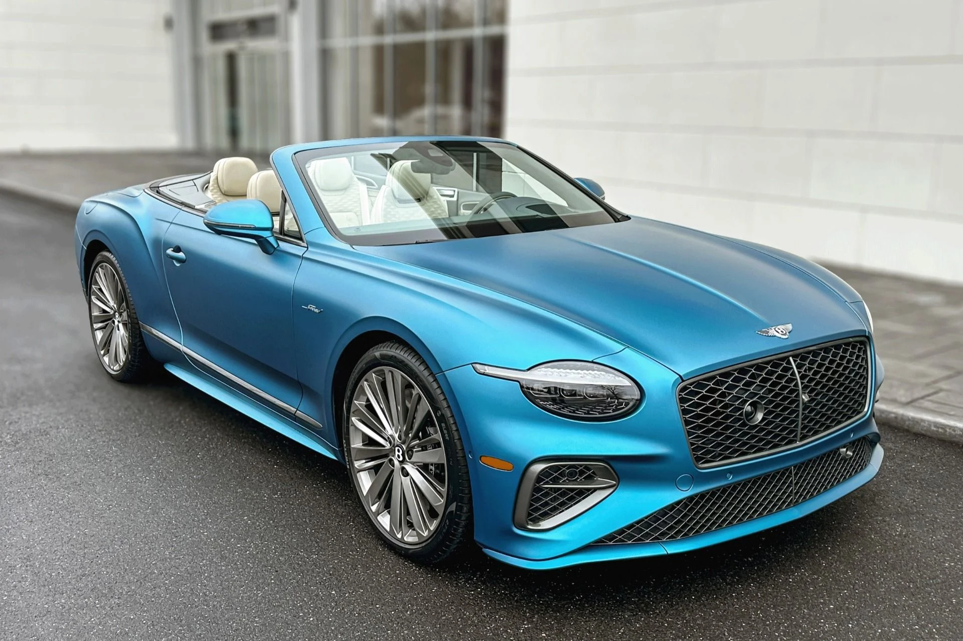 mph009_2558955386_Used_2025_Bentley_Continental_GT_Speed_1783689818_3ff0965c38