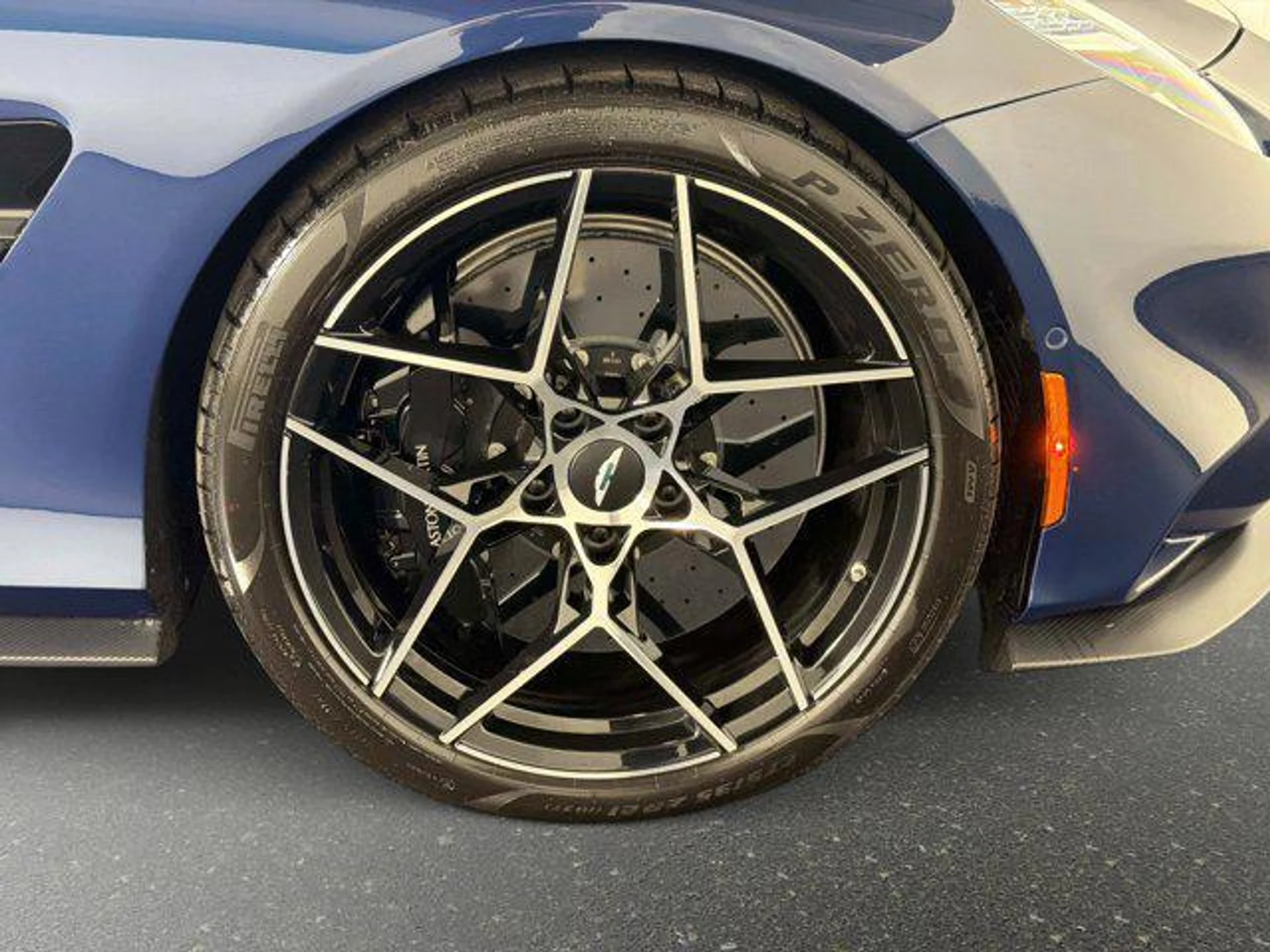 mph009_2573638244_c_Oa_L_Tbn_C_Vj_JKAN_z_X_Vy_A_Dhsxv9o_00eb8c70d8