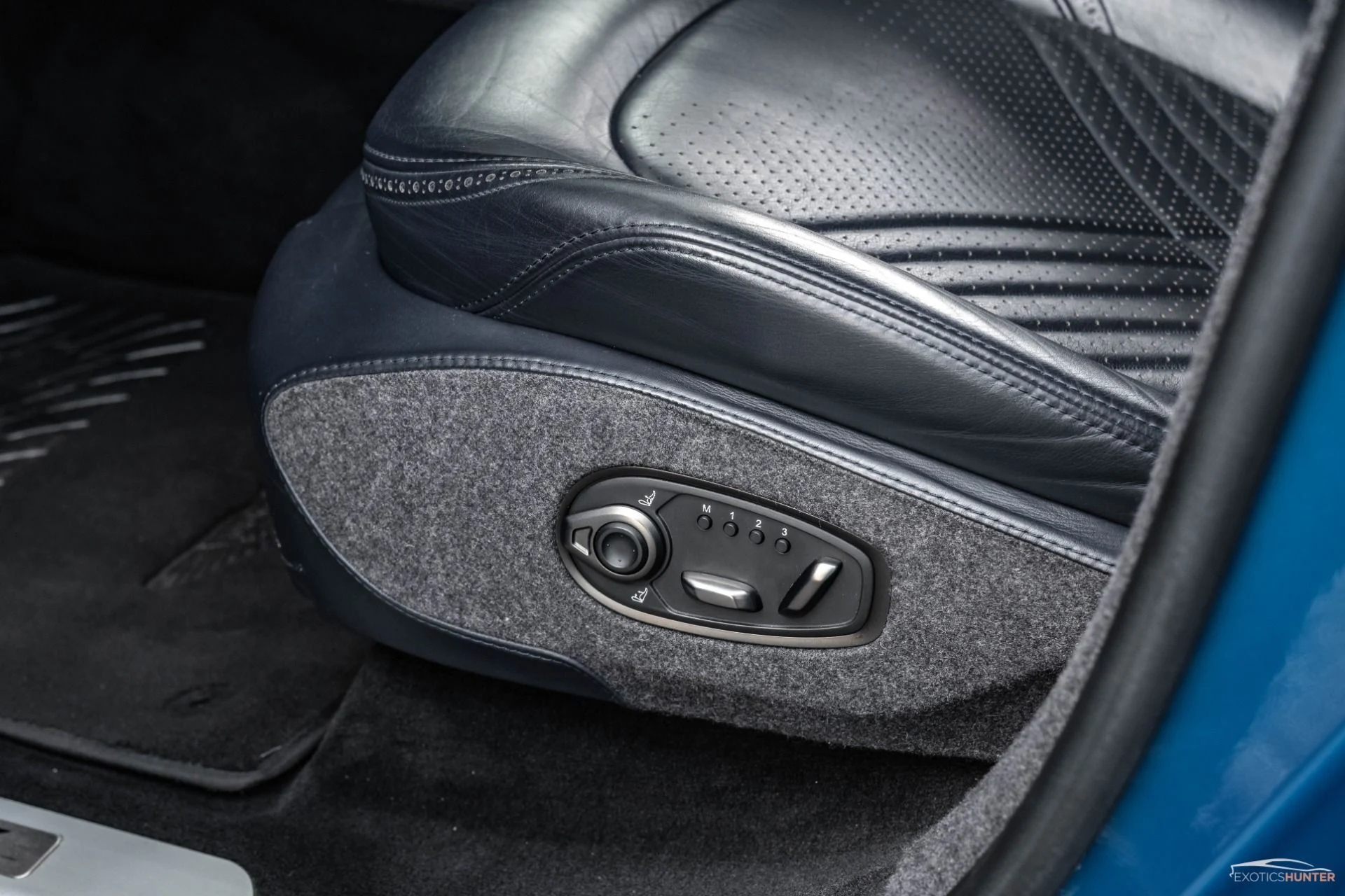 mph009_2579526689_Used_2021_Aston_Martin_DBX_CPO_Aug_2026_w_Special_Order_Exterior_Interior_Black_Pack_1708458533_6034a19f14