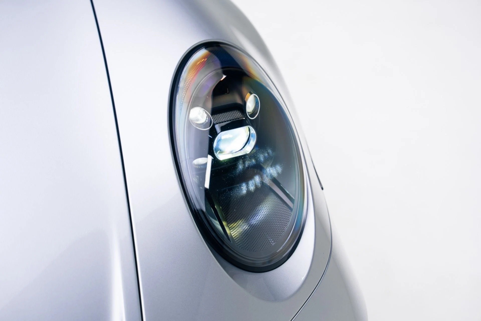 mph009_2580136459_Used_2022_Porsche_911_GT_3_1766184698_536fed3c5b