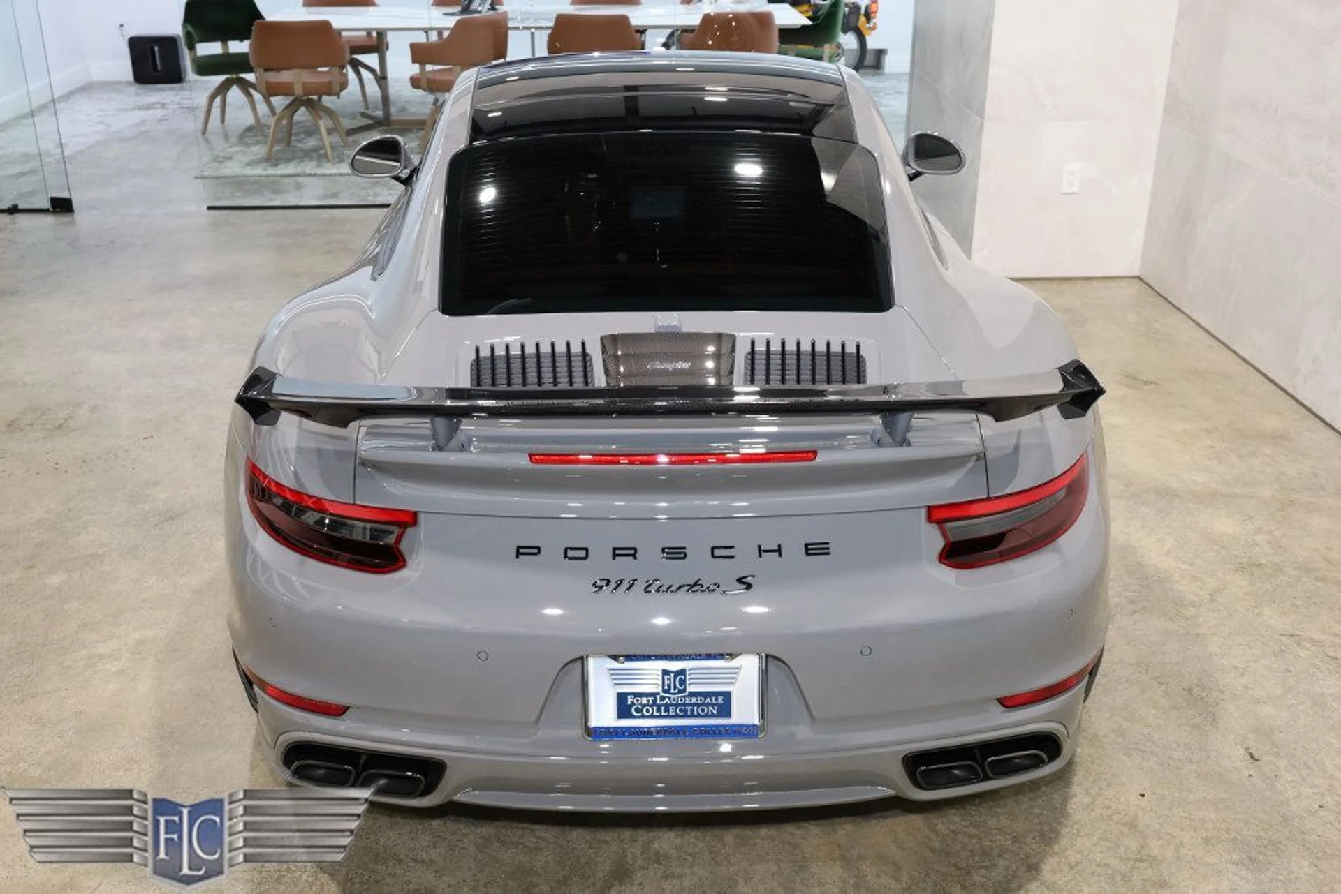 mph009_2590484639_used_2018_porsche_911_turboscoupe_9689_22116353_10_1024_eb19966770