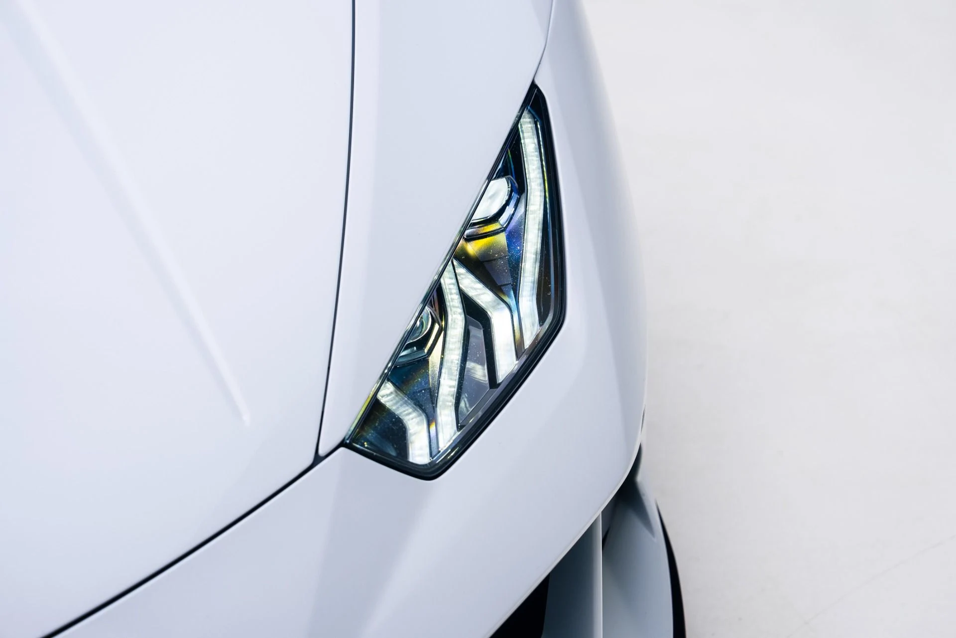 mph009_2592219905_Used_2020_Lamborghini_Huracan_EVO_1766089728_8f620de1b1