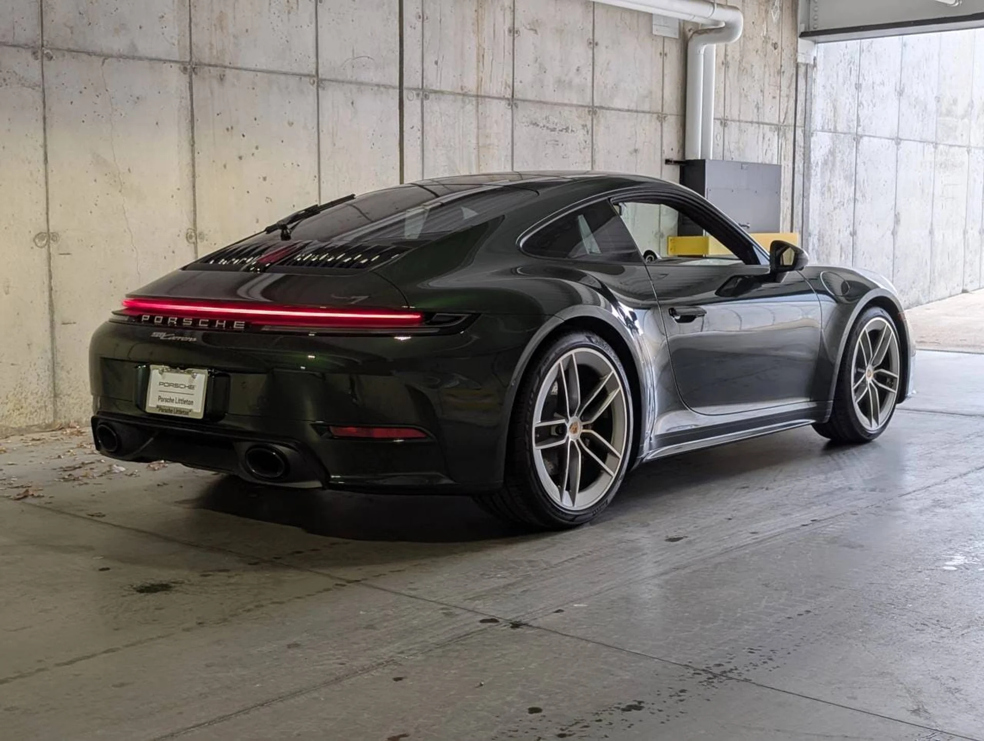 mph009_2594405664_bc277036376e29b02e72e188d46ec24dx_b07079a94d