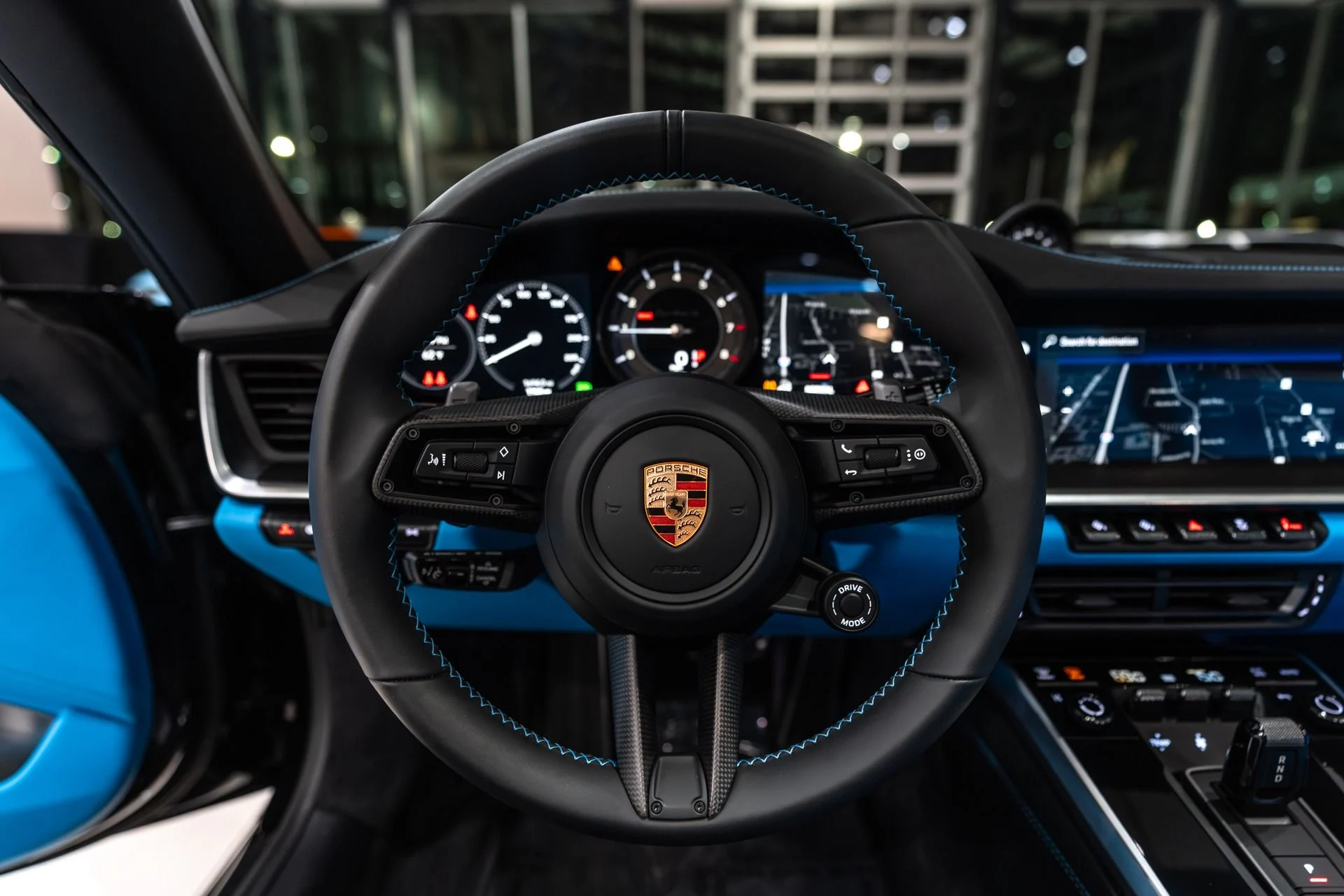 mph009_2594932828_11198_p10_l_299b34a69a