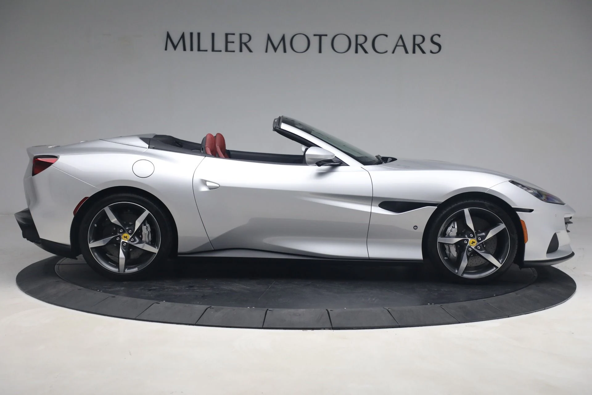 mph009_259759965_Used_2022_Ferrari_Portofino_M_1761750007_3b89c16097