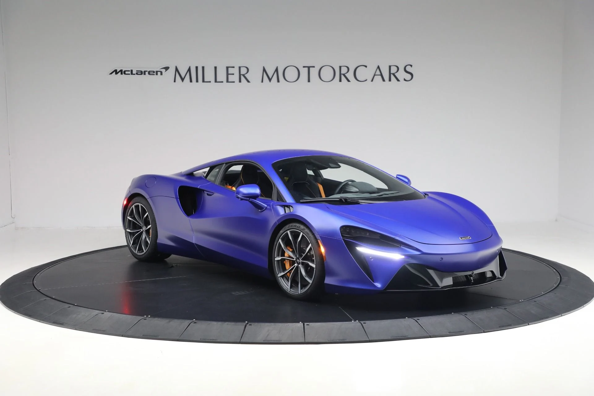 mph009_2603560445_Used_2023_Mc_Laren_Artura_Performance_f942a6f67e