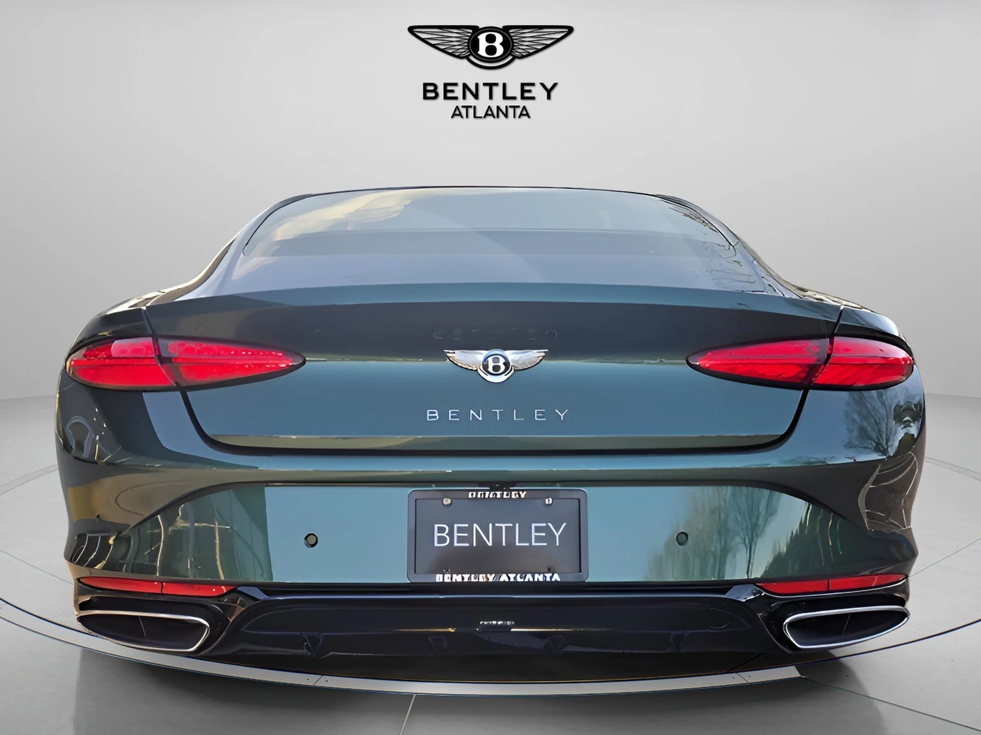 mph009_2620882678_a577829ad85e1026ebcb64afee6ed032x_5d918a66c0