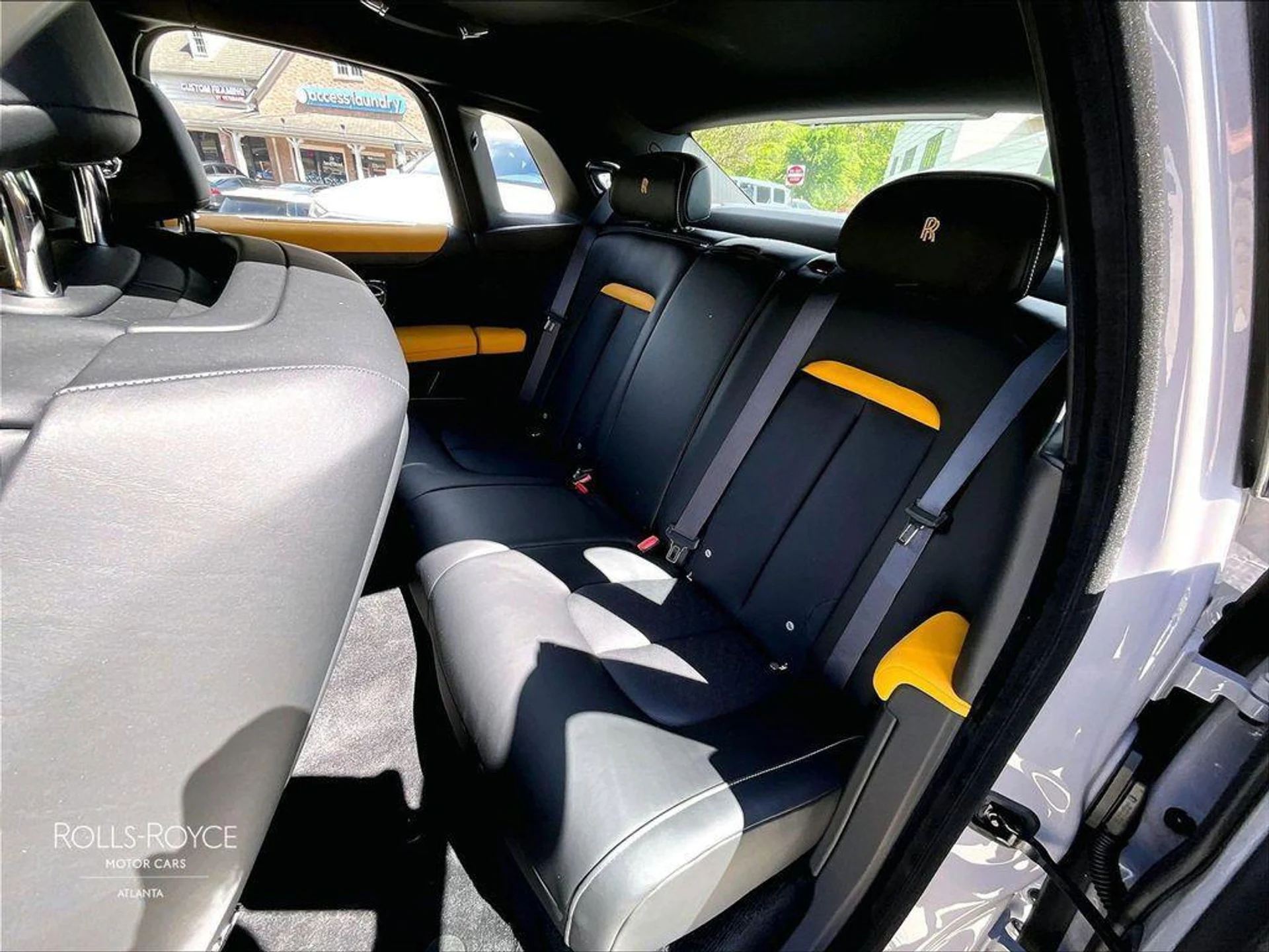 mph009_2621838457_gnen_Id_W0a9ru8q8_PMT_5_A6_Sq_W_Jc_39c02c5328