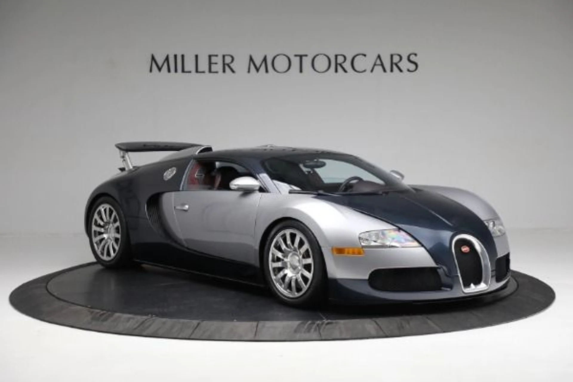 mph009_2633729716_Used_2006_Bugatti_Veyron_164_864502d6a2