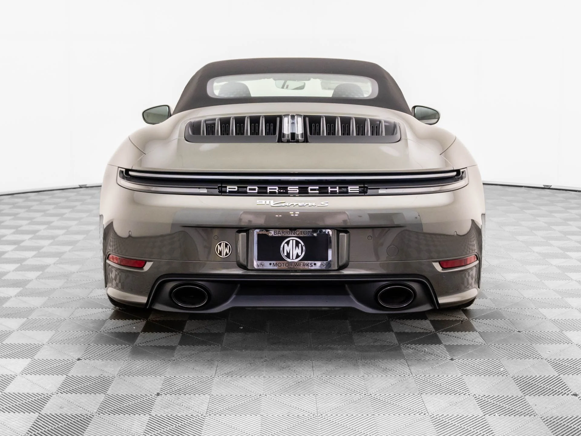 mph009_2637580668_b3d505a940c07a8583496aa84edf66f3x_be6dea85ae