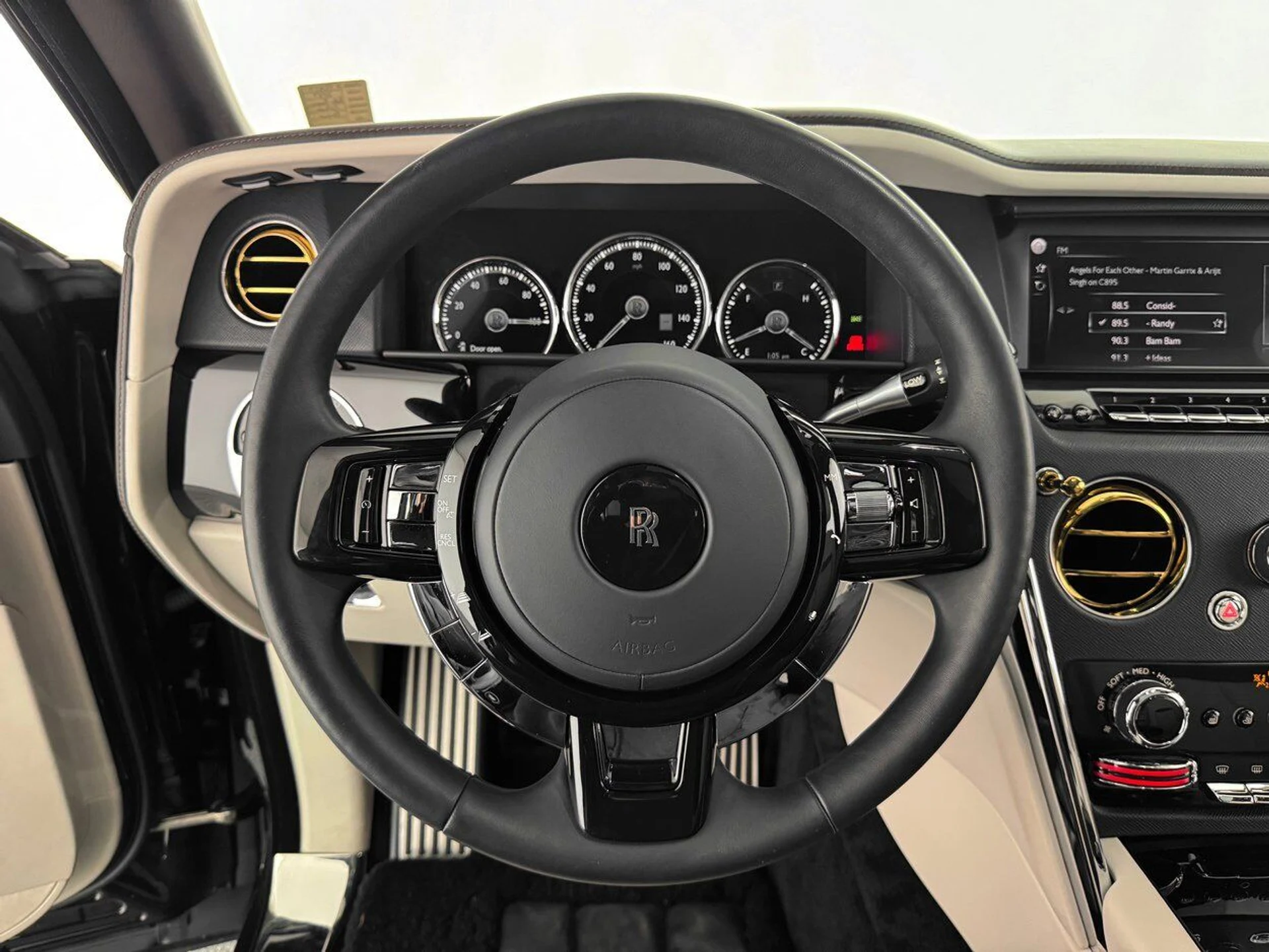 mph009_2640804574_871c3720050a9441383a765f0cfe43bc_43bd91028e