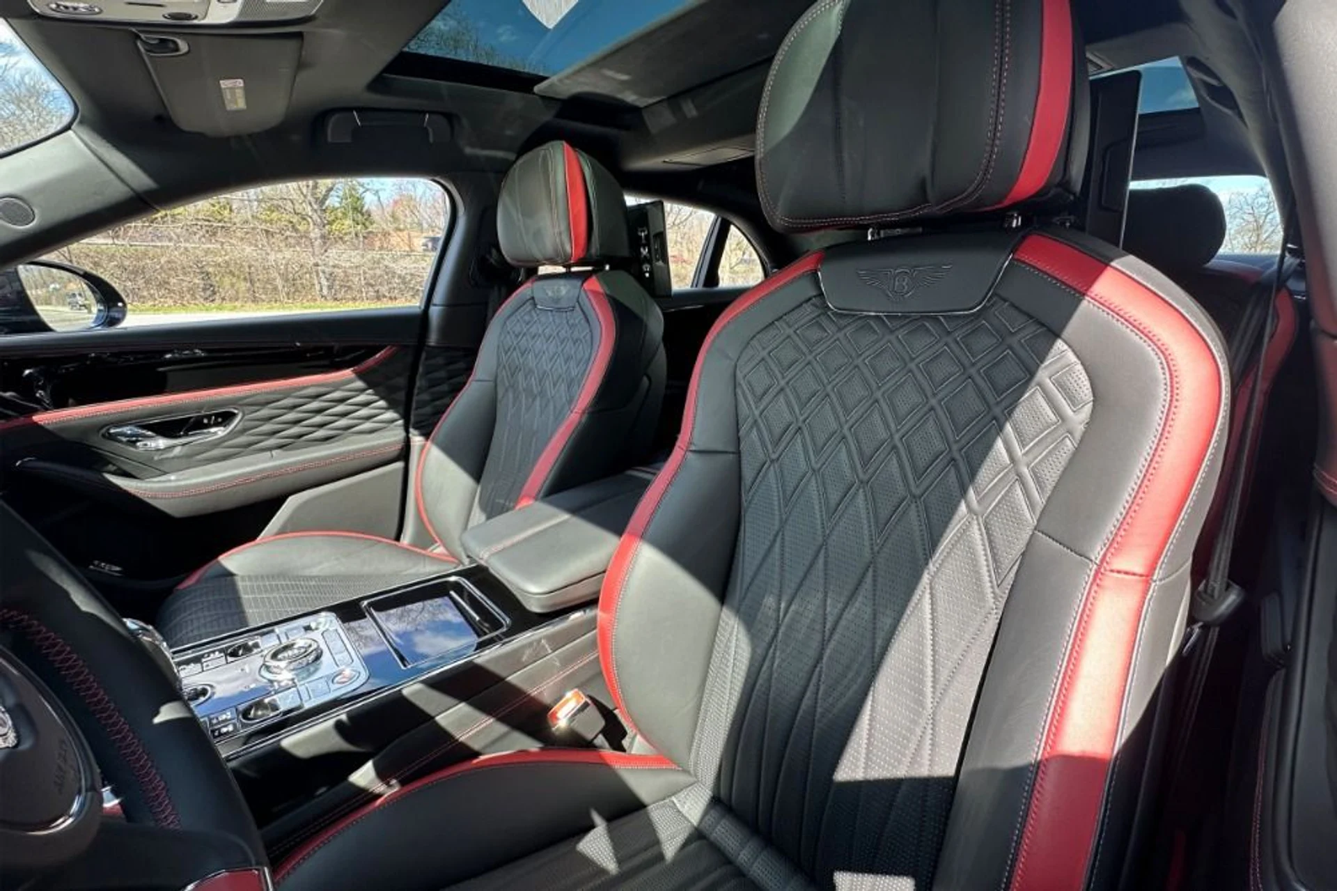 mph009_265269431_Used_2023_Bentley_Flying_Spur_Speed_1778073007_9480bb2e05