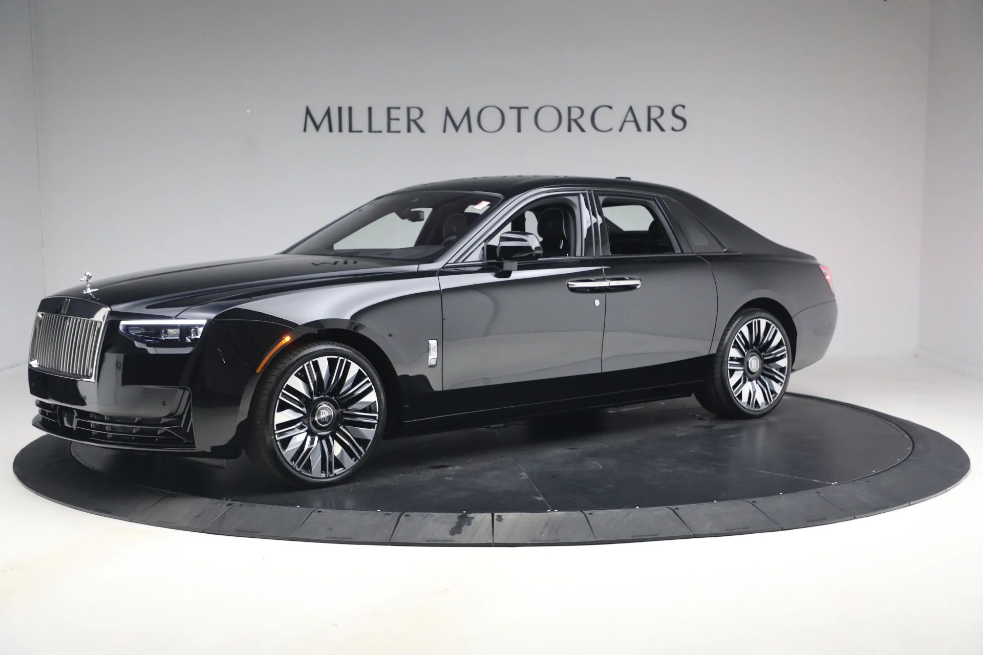 mph009_2659344377_New_2026_Rolls_Royce_Ghost_f09cb805b4