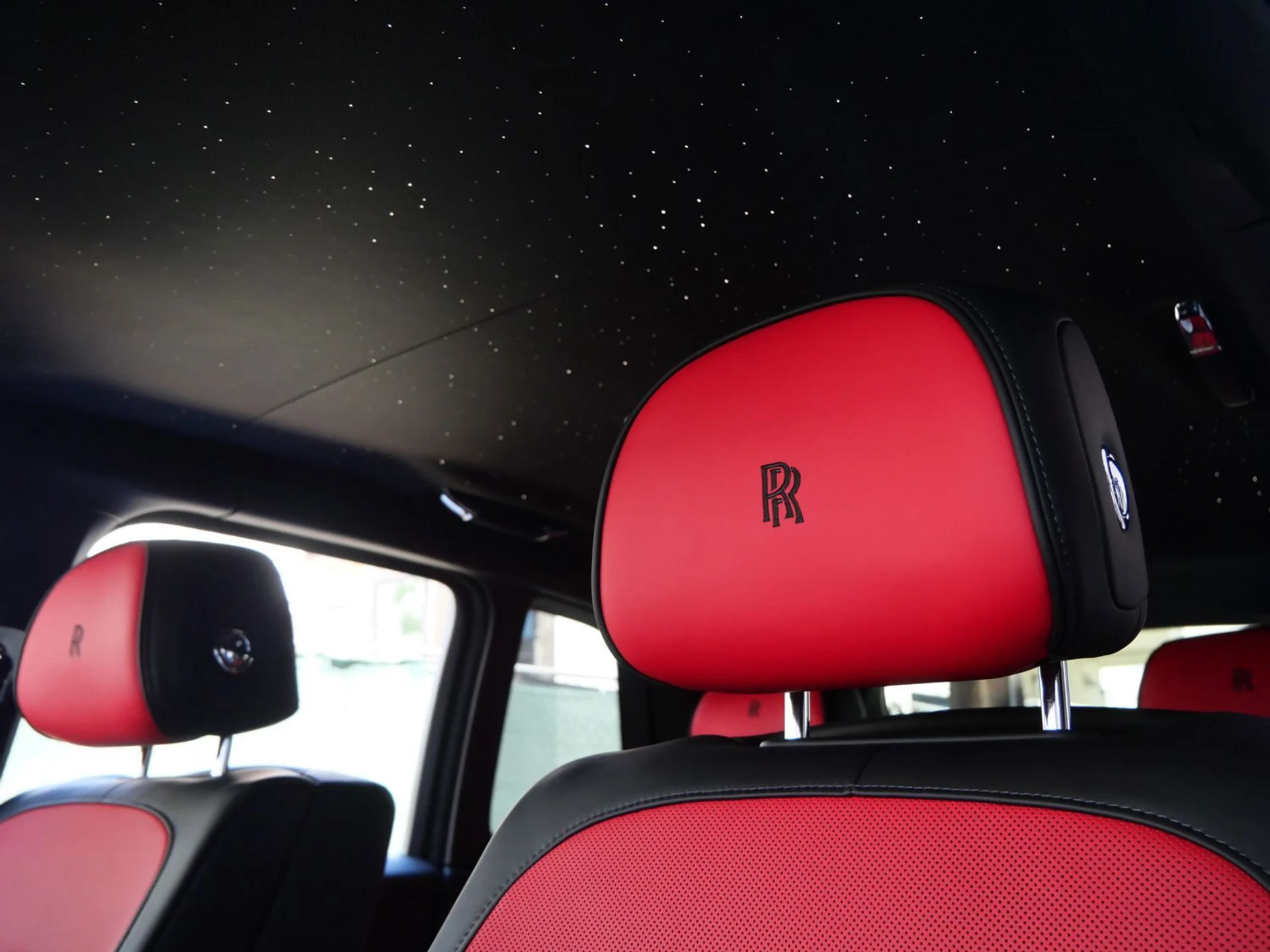 mph009_2668905468_755fd0a8bcc2f1f1ec96f3bf07fb6f45x_549e322956